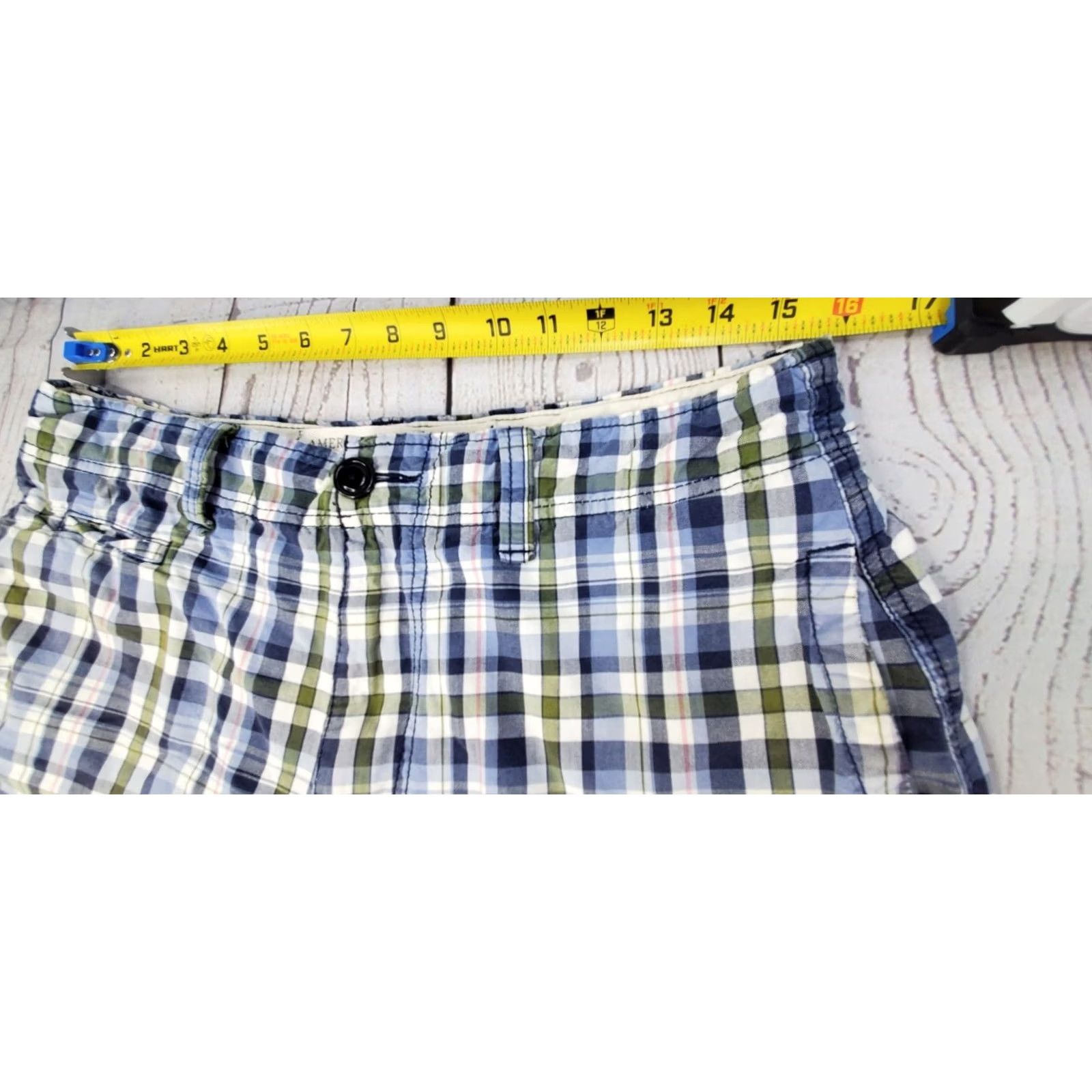 American Eagle Outfitters VINTAGE American Eagle Shorts Men 33 Blue Green Plaid Zip Button Casual Chino Pockets Size US 33 - 6 Thumbnail
