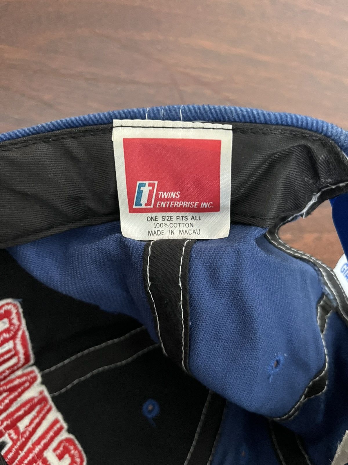 NFL × Twins Enterprise Inc. Vintage New York Giants 1990s Baseball Cap Size ONE SIZE - 3 Thumbnail