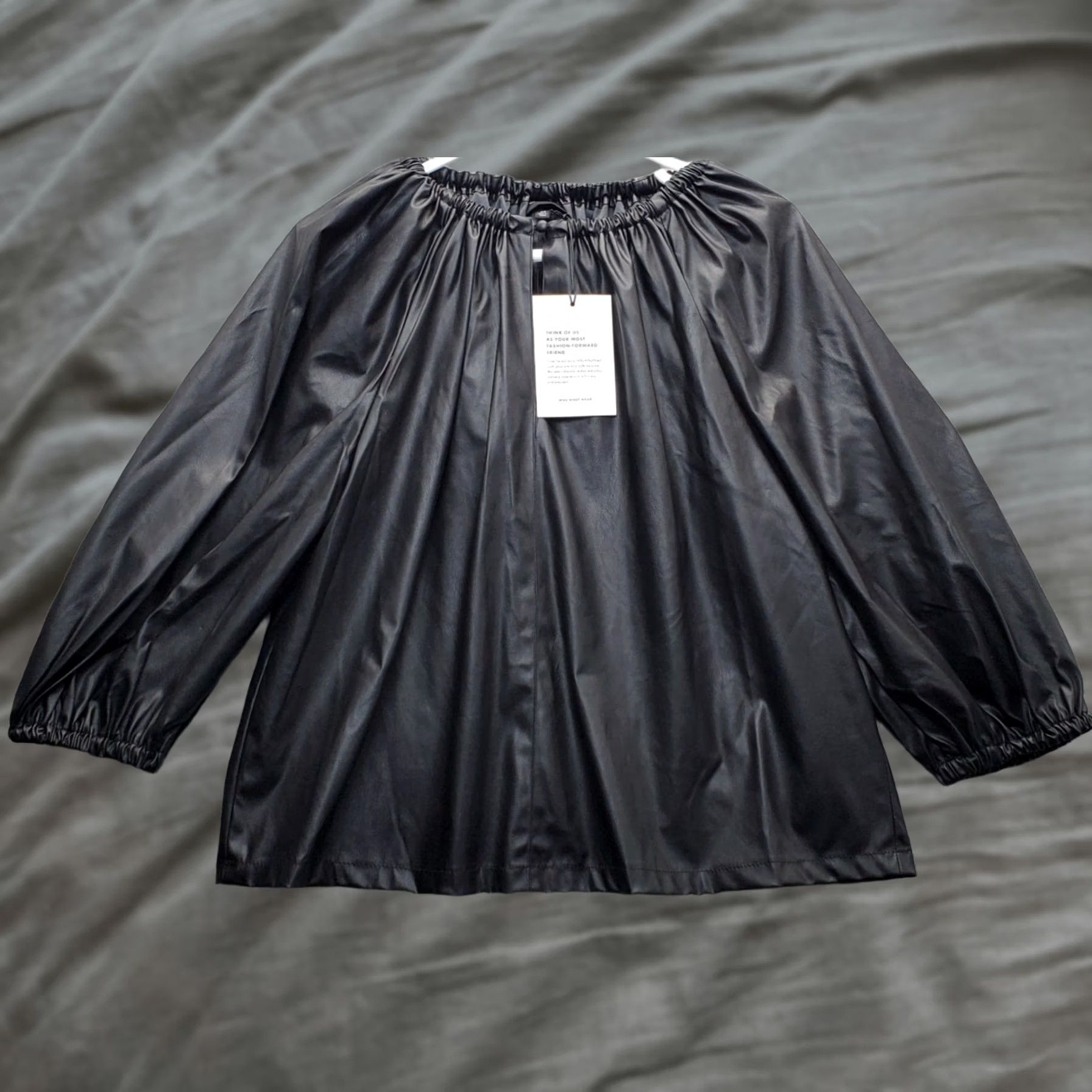 Vintage Who What Wear Faux Leather Top Womens M Black Balloon Sleeve Keyhole Front Size M / US 6-8 / IT 42-44 - 1 Thumbnail