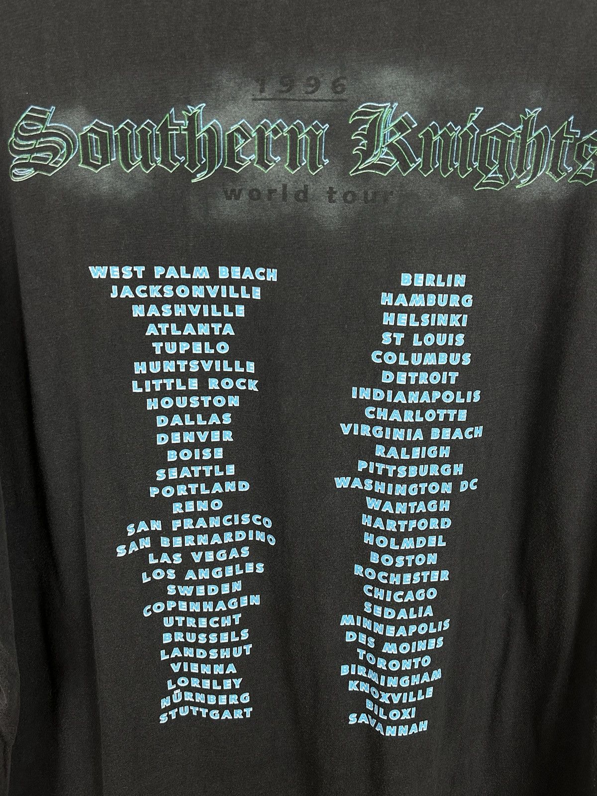 Band Tees 90s Vintage Lynyrd Skynyrd 1996 Southern Knights Tour Tee Size US XL / EU 56 / 4 - 6 Thumbnail