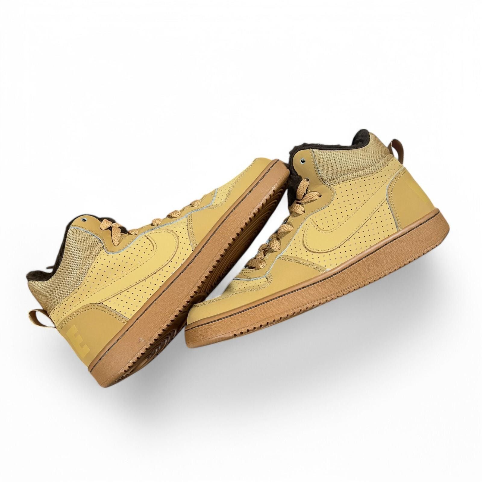 Nike 💥 Nike Court Borough Mid WNTR GS Haystack Trainers UK 5 Size US 5.5 / EU 38 - 9 Thumbnail