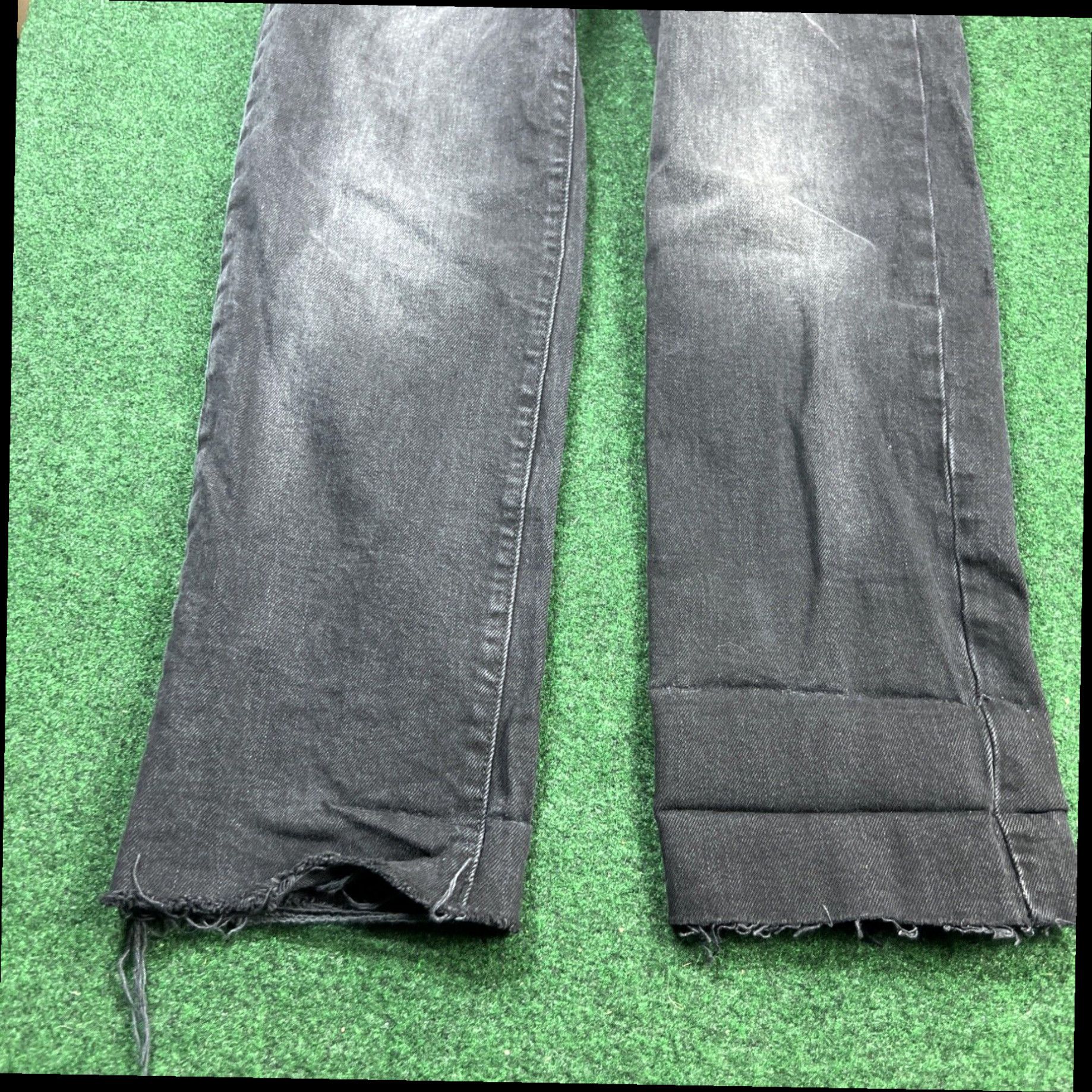 Old Navy Old Navy black denim jeans women’s Sz 4 WOMENS PANTS WOMENS BOTTOMS Size 30" / US 8 / IT 44 - 2 Thumbnail