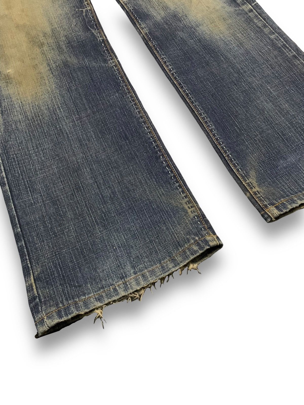 Japanese Brand Vintage Distinction Stitched Mud Wash Loose Fit Grunge Jeans Size US 30 / EU 46 - 10 Thumbnail