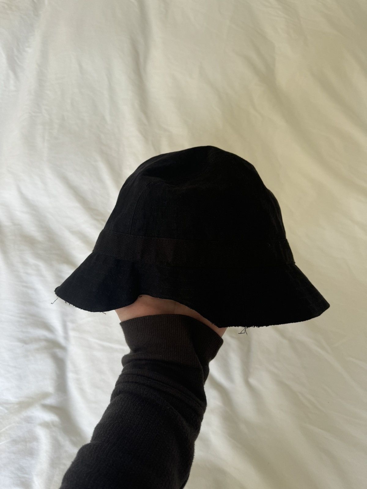 Isabel Benenato Isabel Benenato Asymmetrical Hat Size ONE SIZE - 3 Thumbnail