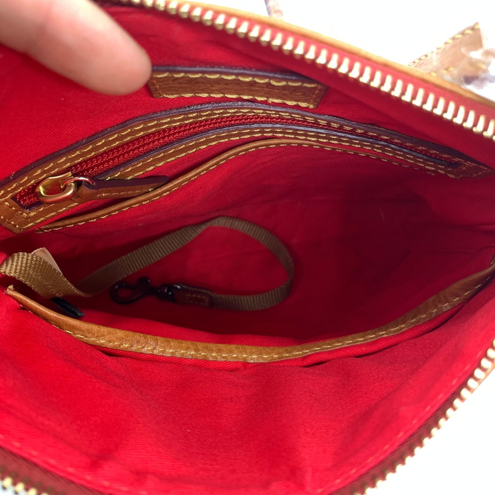 Dooney & Bourke Dooney & Bourke Leather Crossbody Purse Letter Carrier Size ONE SIZE - 14 Thumbnail