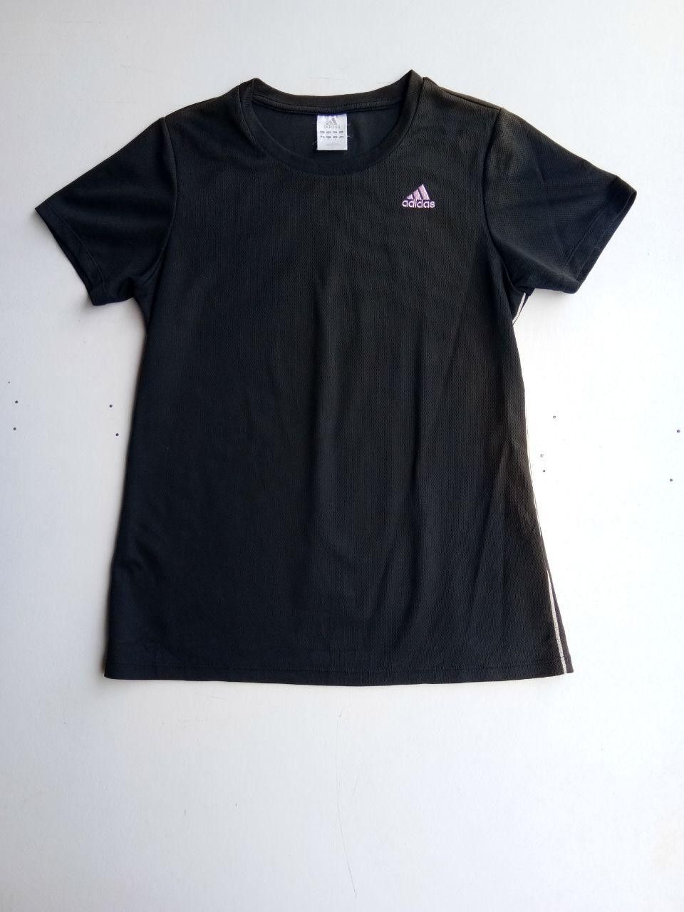 Adidas Vintage Adidas Sportwear Short Sleeve T-Shirt Size S / US 4 / IT 40 - 1 Thumbnail