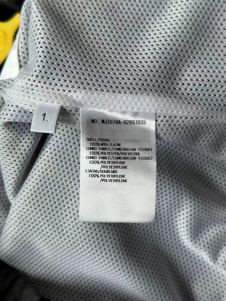 Thom Browne Thom Browne size1 Behind the colorful striped jacket Size US S / EU 44-46 / 1 - 4 Thumbnail