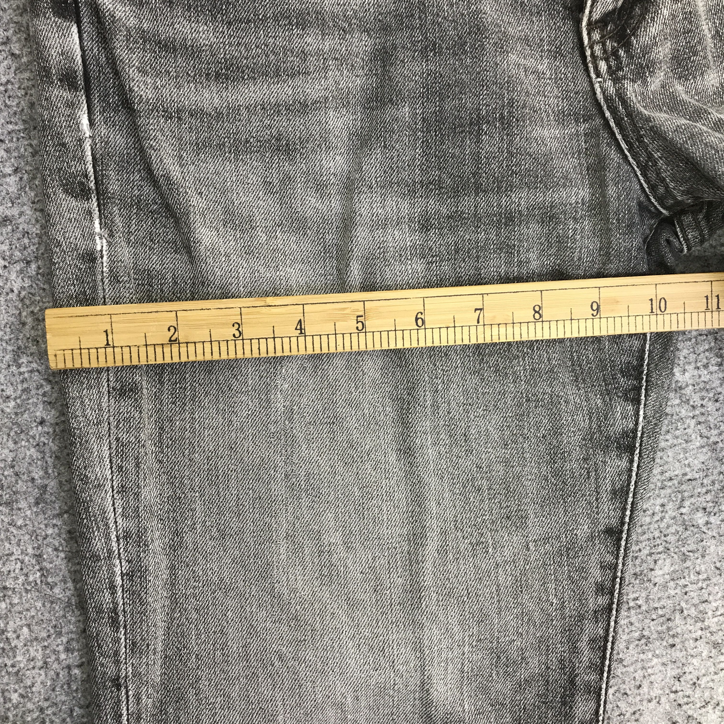Uniqlo Black Faded uniqlo Japan distressed denim pants K118B3 Size US 32 / EU 48 - 9 Thumbnail