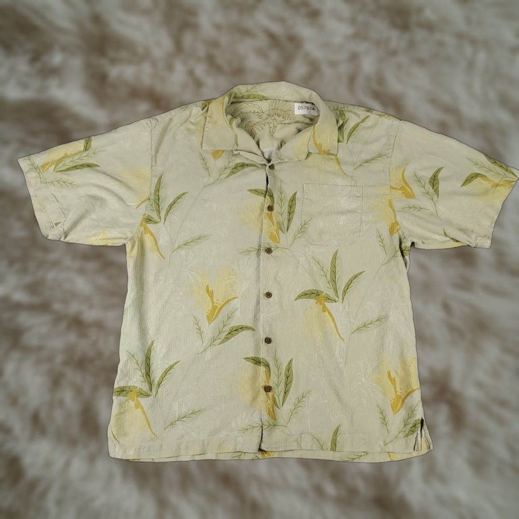 Tommy Bahama Tommy Bahama Shirt Mens XL Beige Silk Hawaiian Button Up Short Sleeve Shirt Size US XL / EU 56 / 4 - 1 Thumbnail