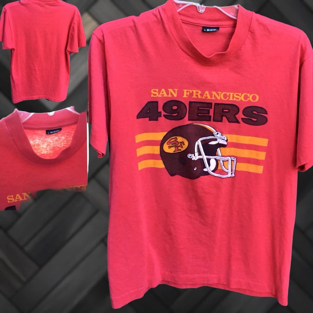Vintage VINTAGE San Francisco 49ers T-Shirt Red Made in USA 70s 80s RN 13765 size L Mens Graphic Tee Short Sleeve Size US L / EU 52-54 / 3 - 1 Thumbnail