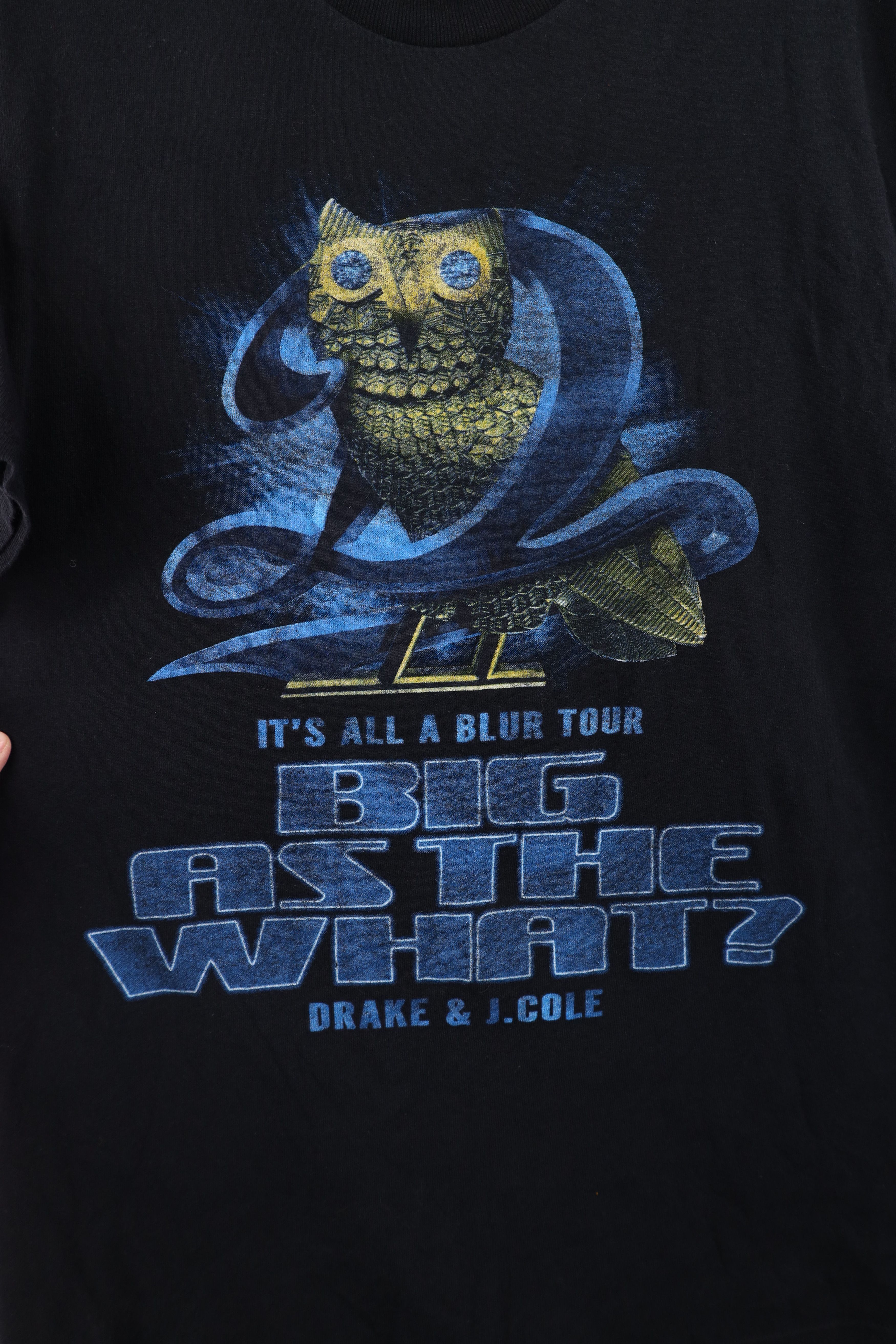Vintage Streetwear It's All A Blur Tour Drake J Cole Rap Tee T-Shirt Size US S / EU 44-46 / 1 - 4 Thumbnail