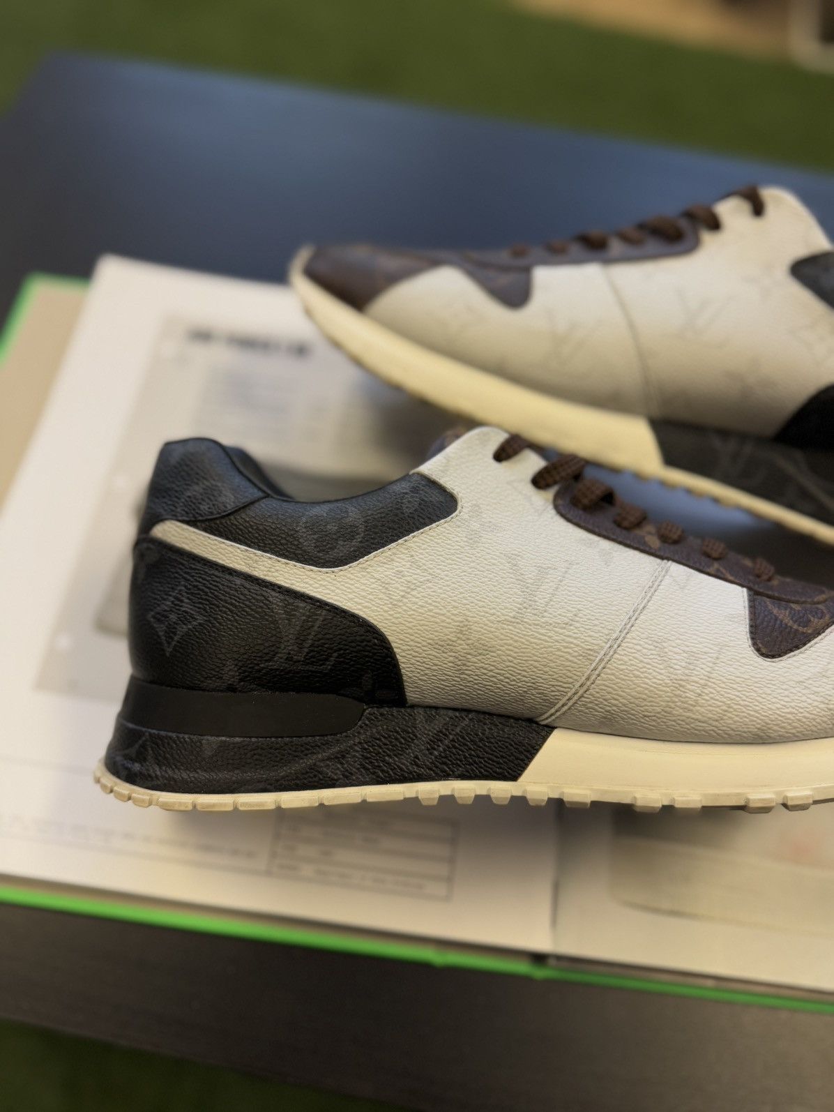 Louis Vuitton 9LV/10US - Louis Vuitton Runaway Trainer Monogram Size US 10 / EU 43 - 3 Thumbnail