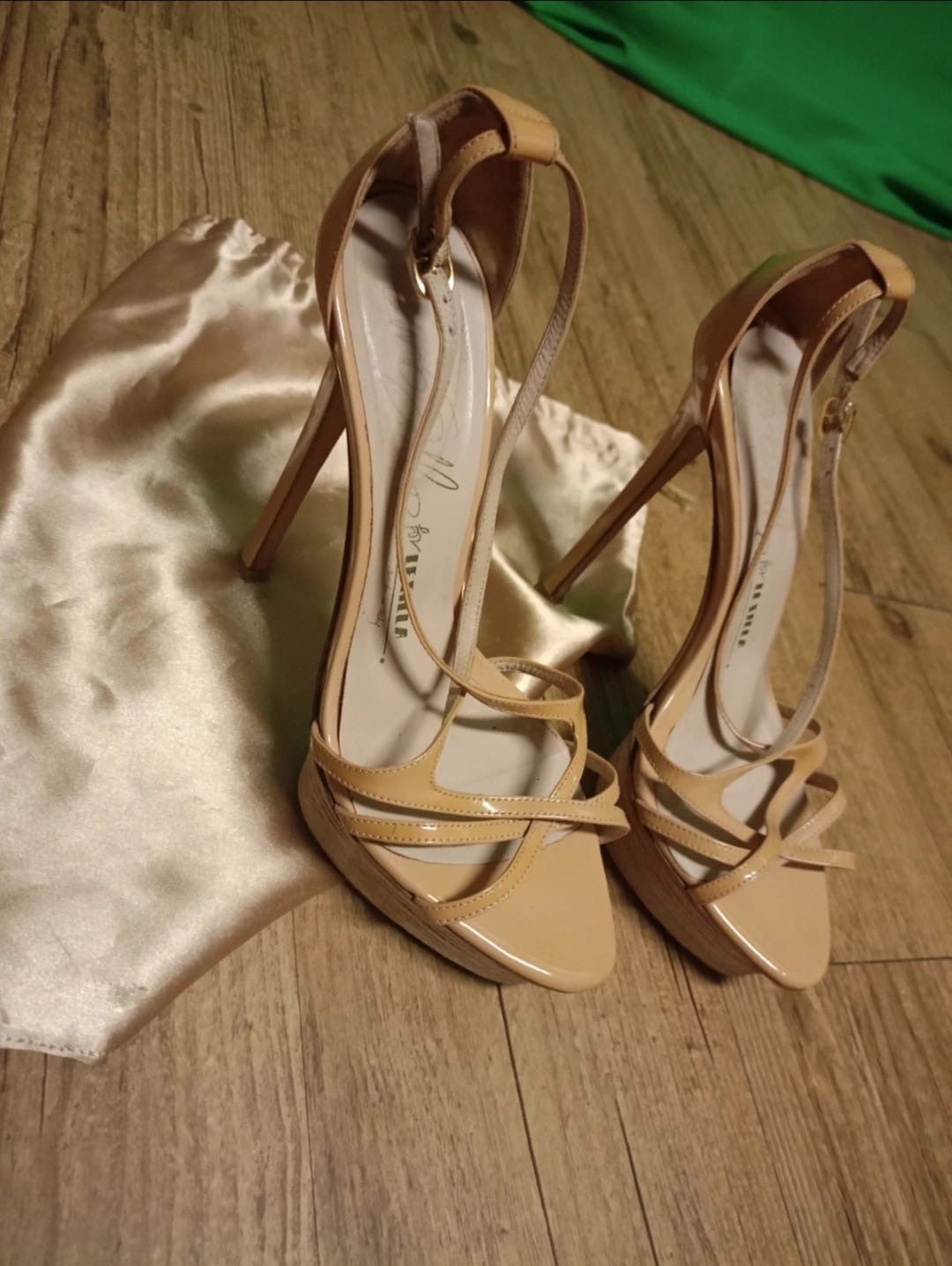 Le Silla High Heels Le Silla beige-cream size 37 (12cm) Size US 7 / IT 37 - 4 Thumbnail