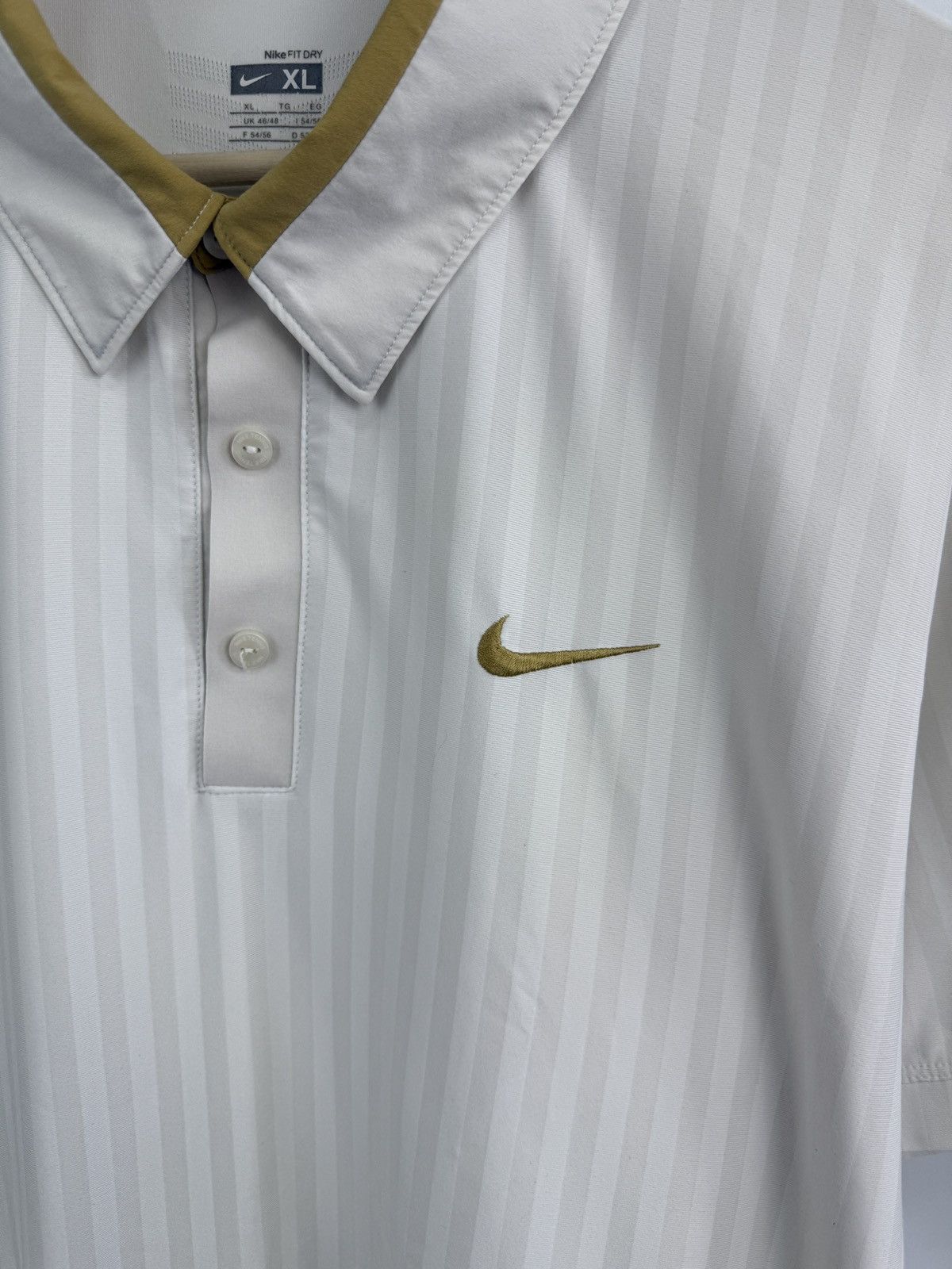 Nike 🎾 2009 Nike Roger Federer RF Gold Logo Wimbledon London Polo Size US XL / EU 56 / 4 - 5 Thumbnail