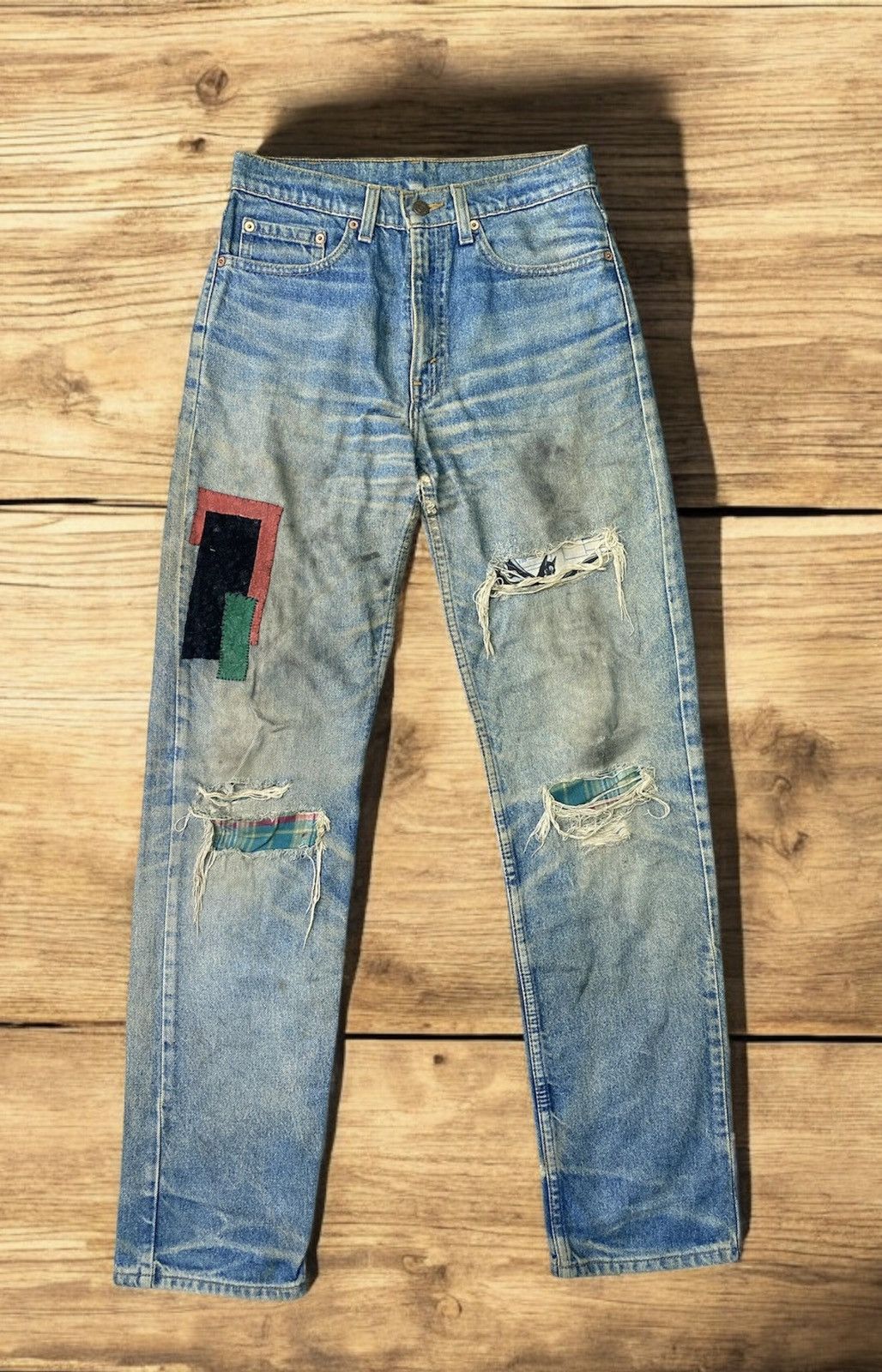 Levi's Vintage Levi’s Distressed Jeans Size US 30 / EU 46 - 1 Thumbnail
