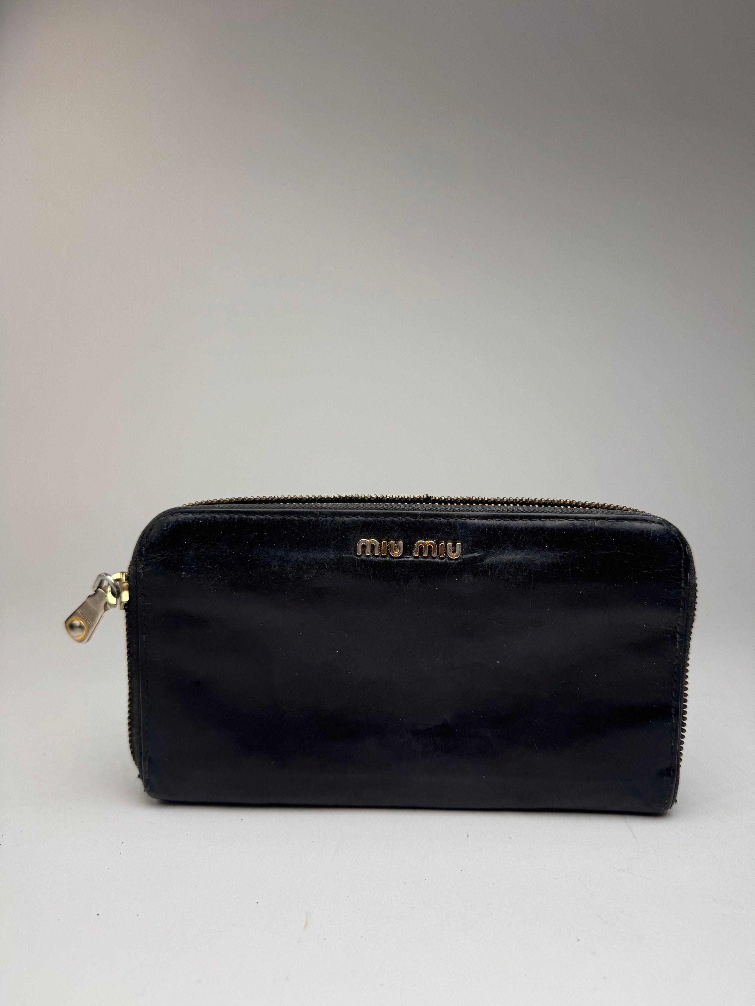 Miu Miu Vintage Patent Leather Wallet studded black zippy defect Size ONE SIZE - 1 Thumbnail