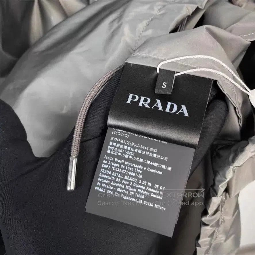 Prada Black Hooded Light Jacket with Drawstring Hem. Size US S / EU 44-46 / 1 - 2 Thumbnail