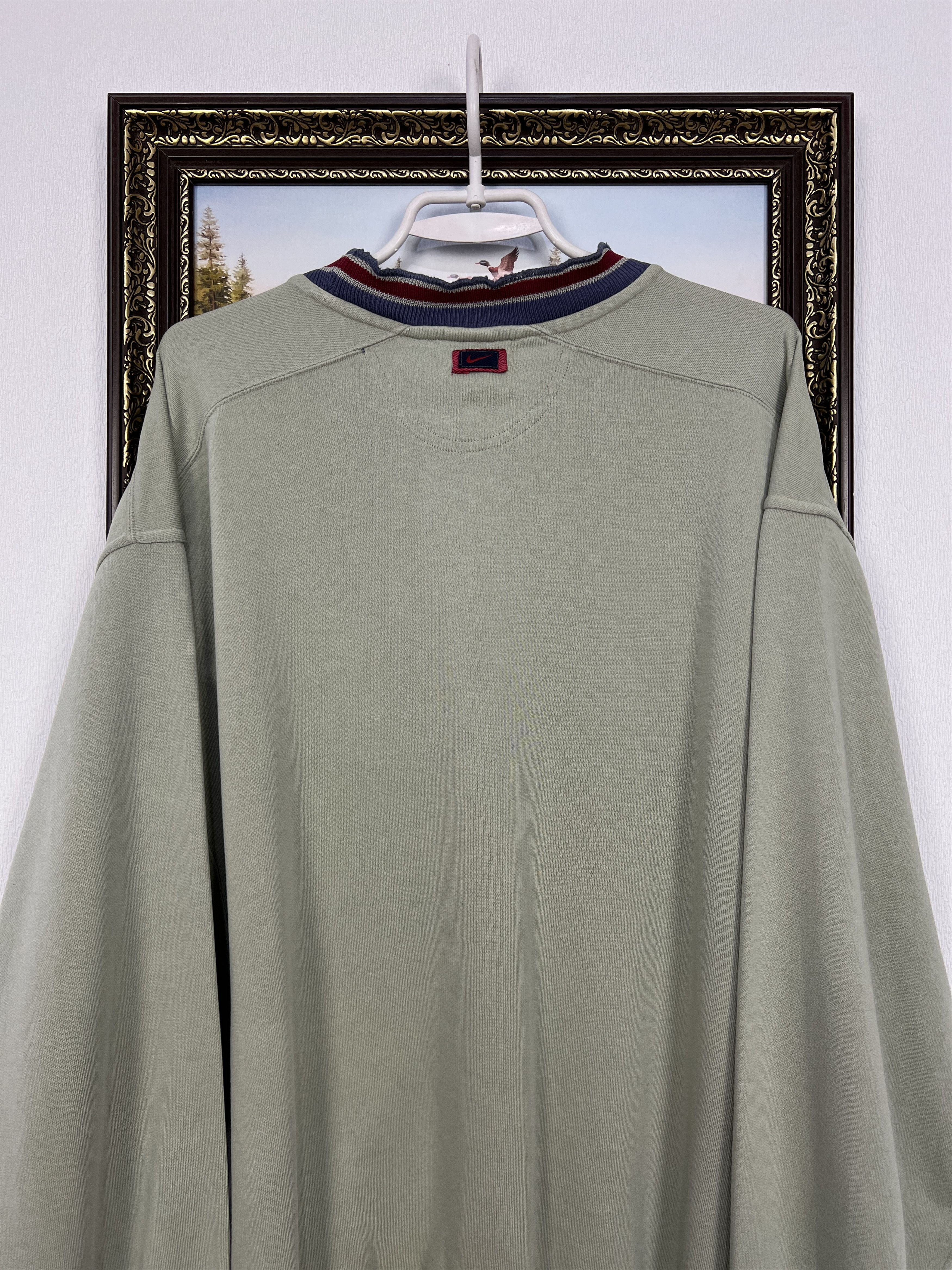 Nike Vintage 90's Nike Sweatshirt Big Swoosh Logo Center Mens Size US L / EU 52-54 / 3 - 14 Thumbnail