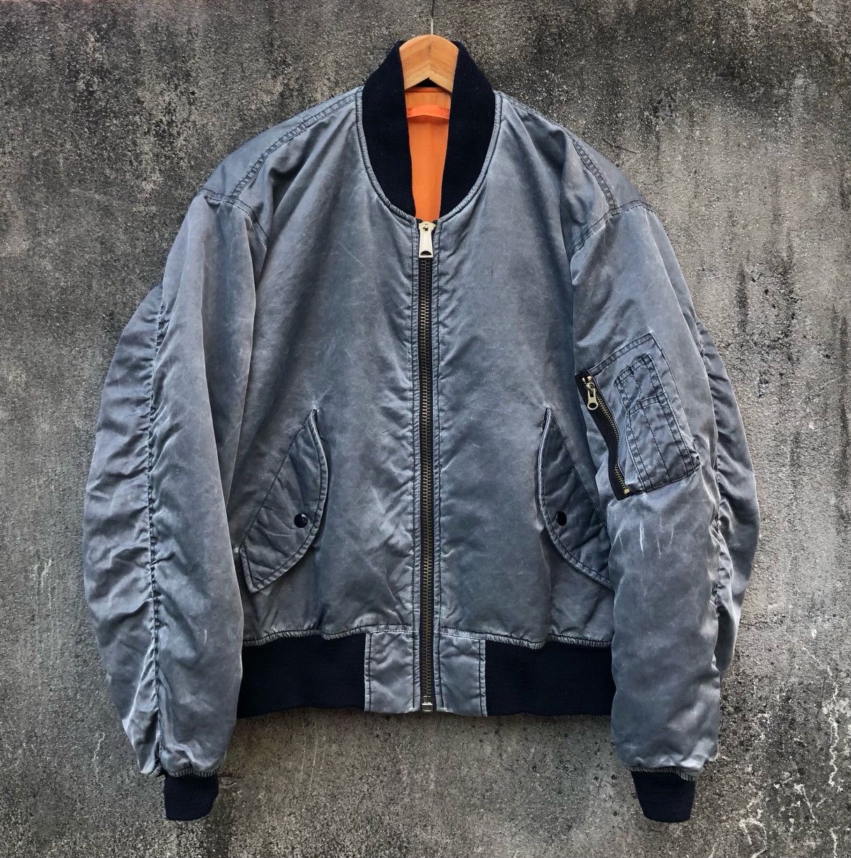 Vintage Vintage Sun Faded Flyers Man Intermediate Ma-1 Bomber Jacket Size US L / EU 52-54 / 3 - 1 Thumbnail