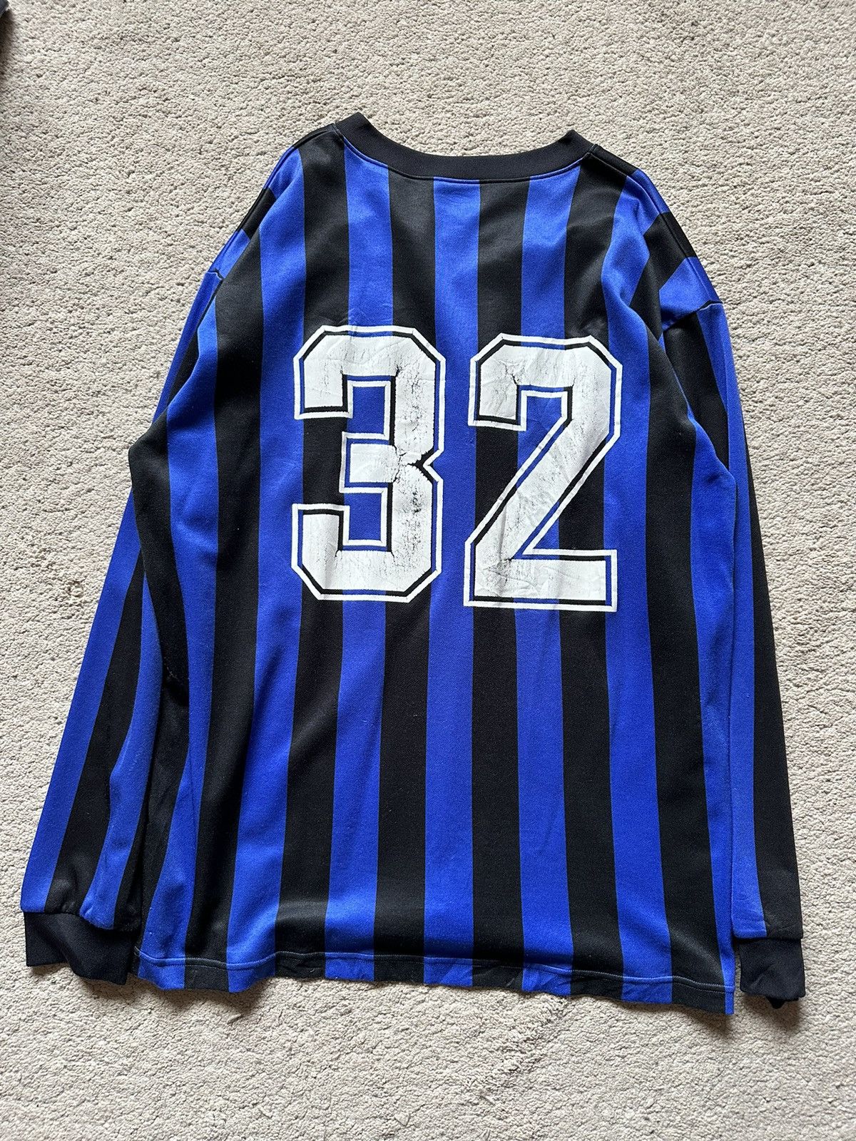Umbro 2006-2007 Japan League Gamba Osaka Umbro Jersey Size US M / EU 48-50 / 2 - 5 Thumbnail