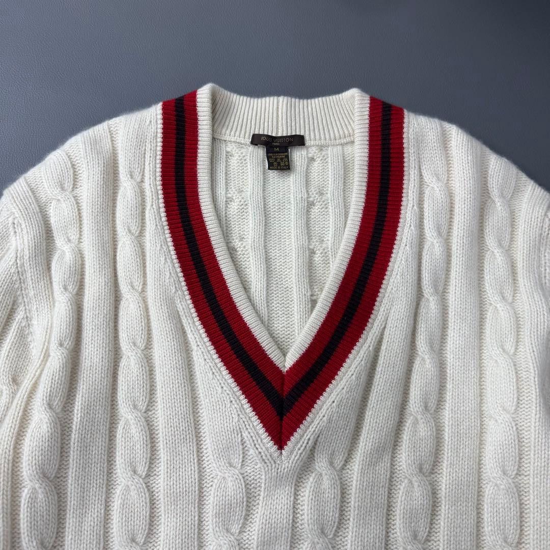 Louis Vuitton Louis Vuitton Cashmere Cardigan Knit with LV Logo Patch Size US M / EU 48-50 / 2 - 2 Thumbnail