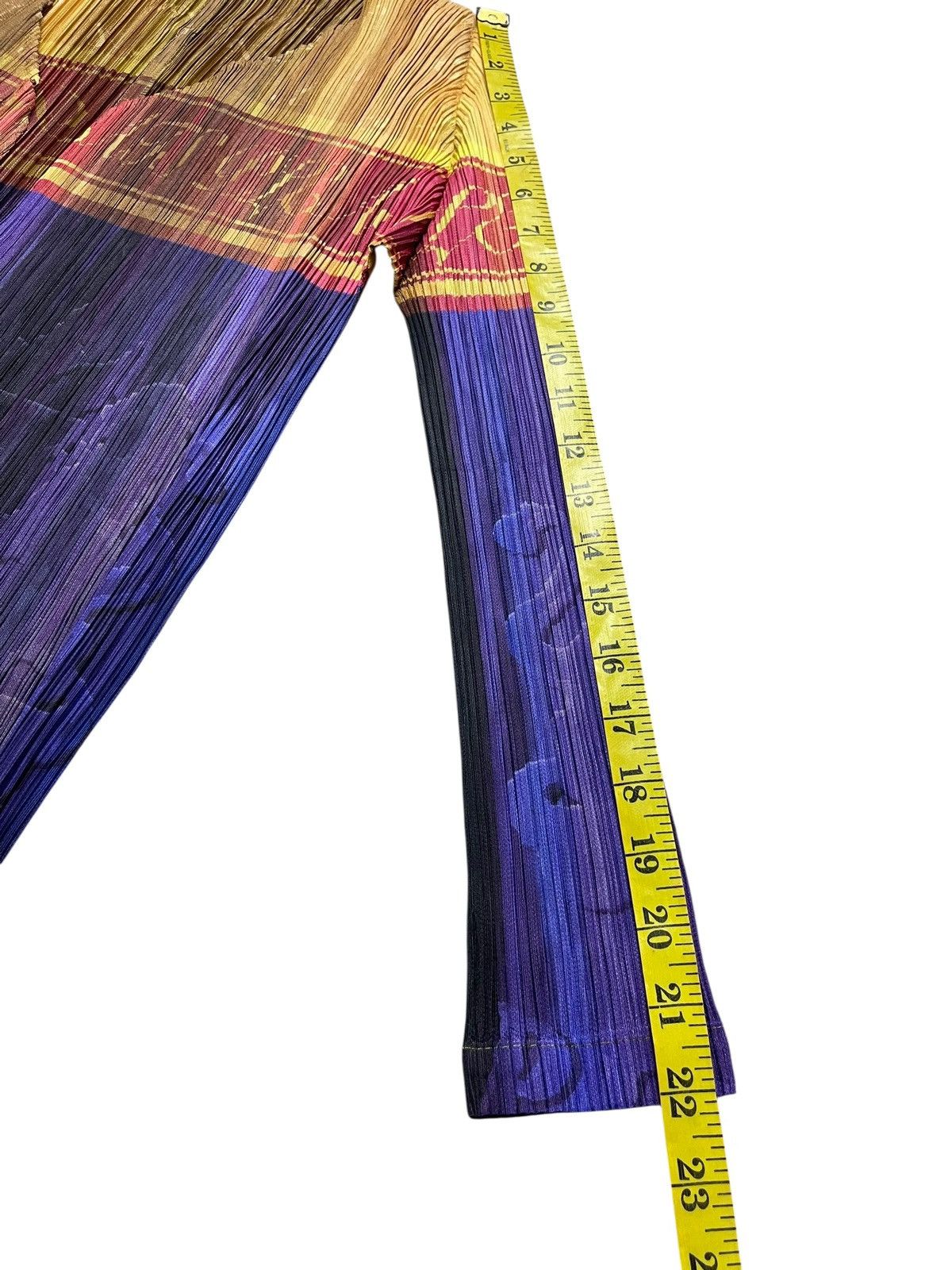 Pleats Please Issey Miyake Pleats Please Issey Miyake Pleated Cardign Mulcolor Size L / US 10 / IT 46 - 7 Thumbnail