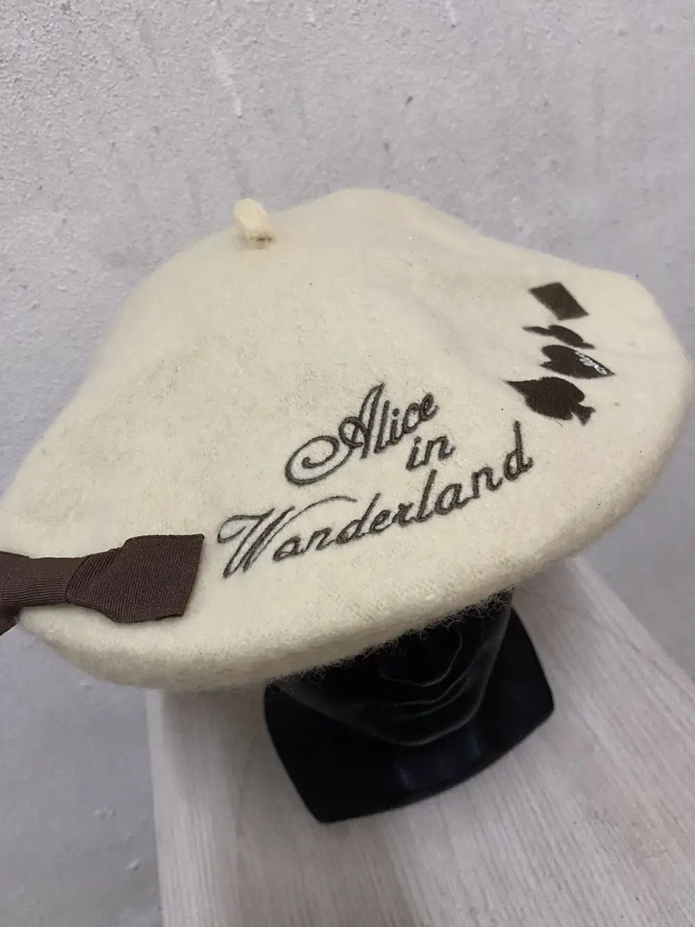 Cartoon Network × Disney × Vintage Alice In Wonderland Hat Size ONE SIZE - 4 Thumbnail