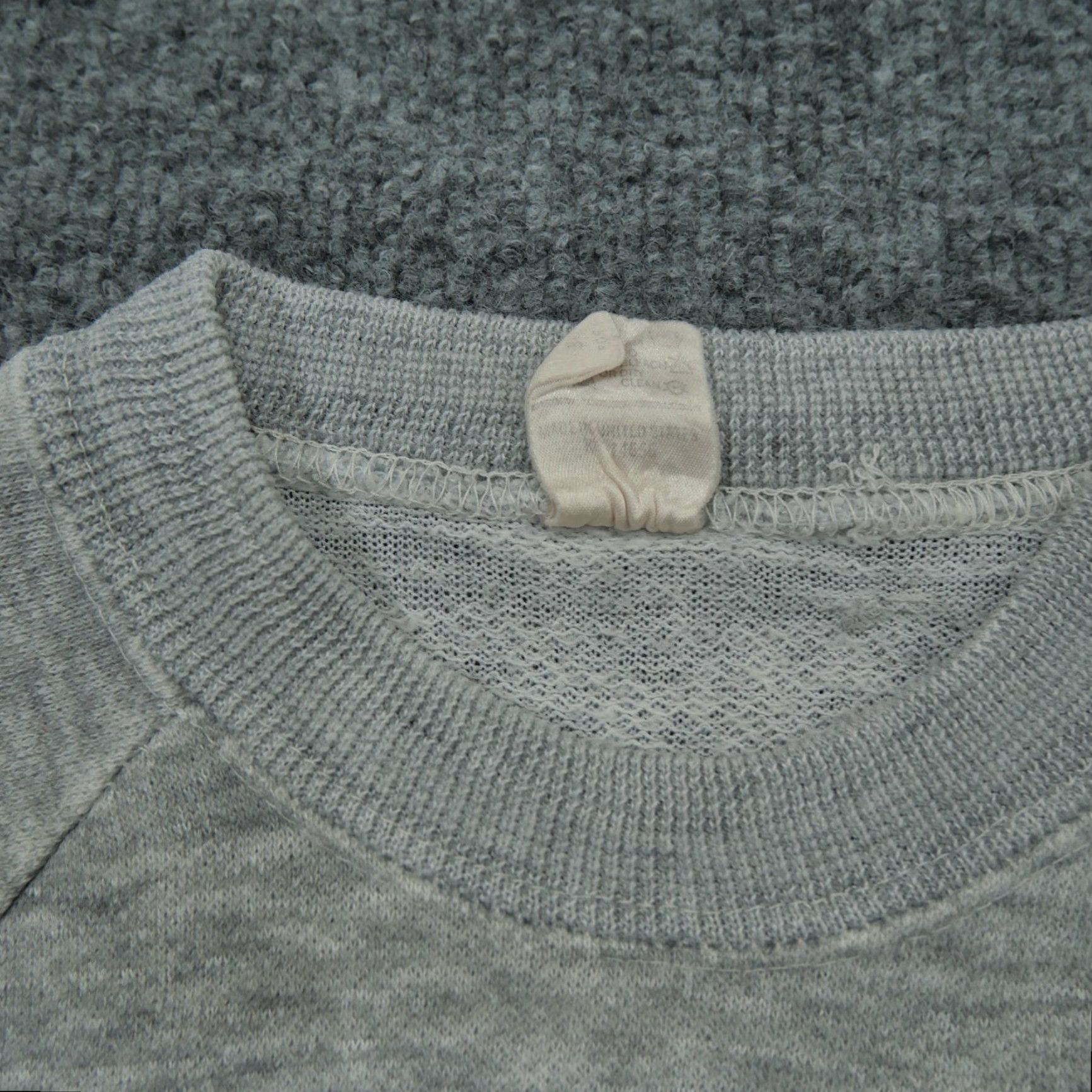 Vintage VINTAGE Bees Sweatshirt Womens Medium Gray Pullover Patch 70s 80s 90s Nature Casual Size M / US 6-8 / IT 42-44 - 7 Thumbnail