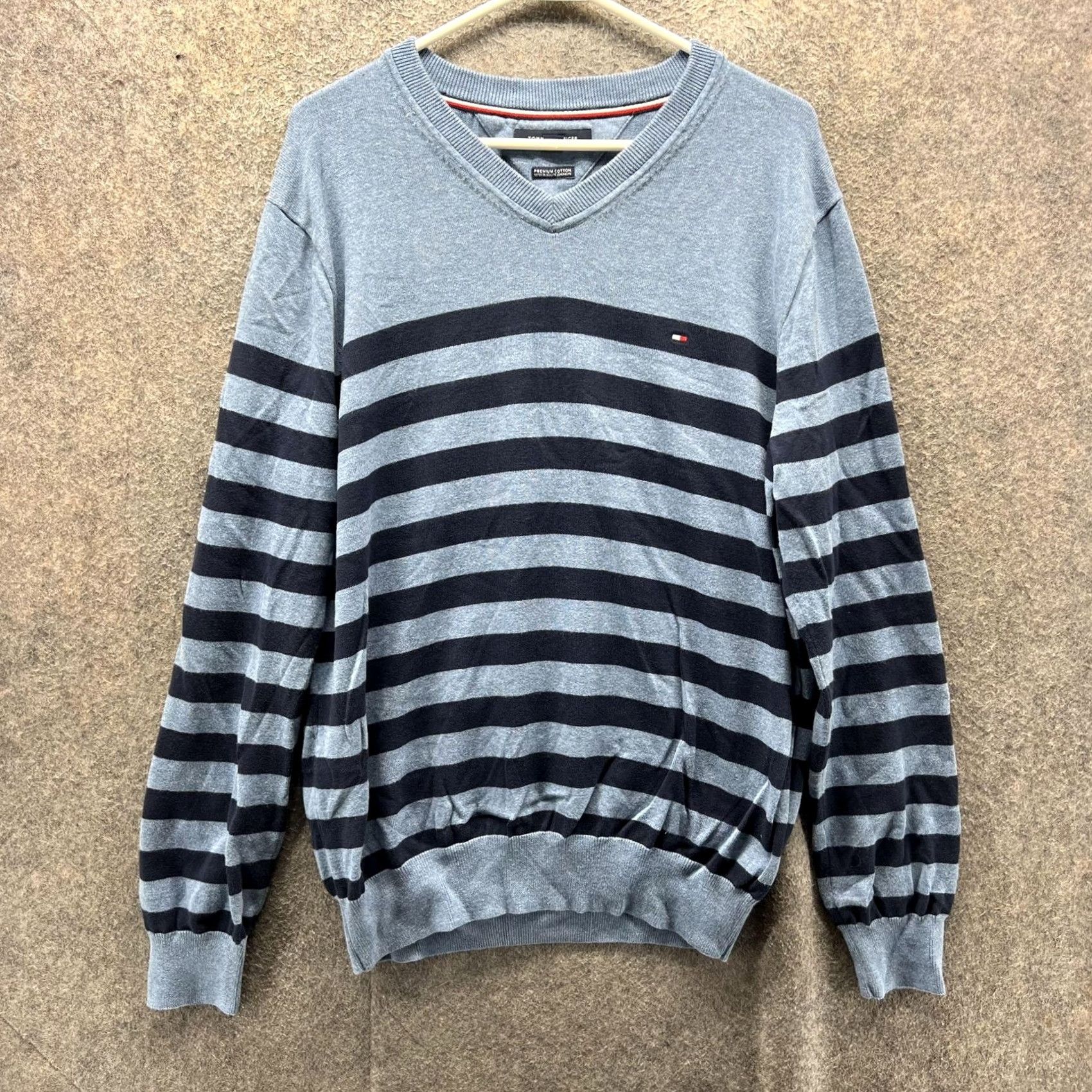 Tommy Hilfiger Tommy Hilfiger Sweater Womens Large Blue Gray Stripe V-Neck Cotton Logo Knit Size L / US 10 / IT 46 - 2 Thumbnail