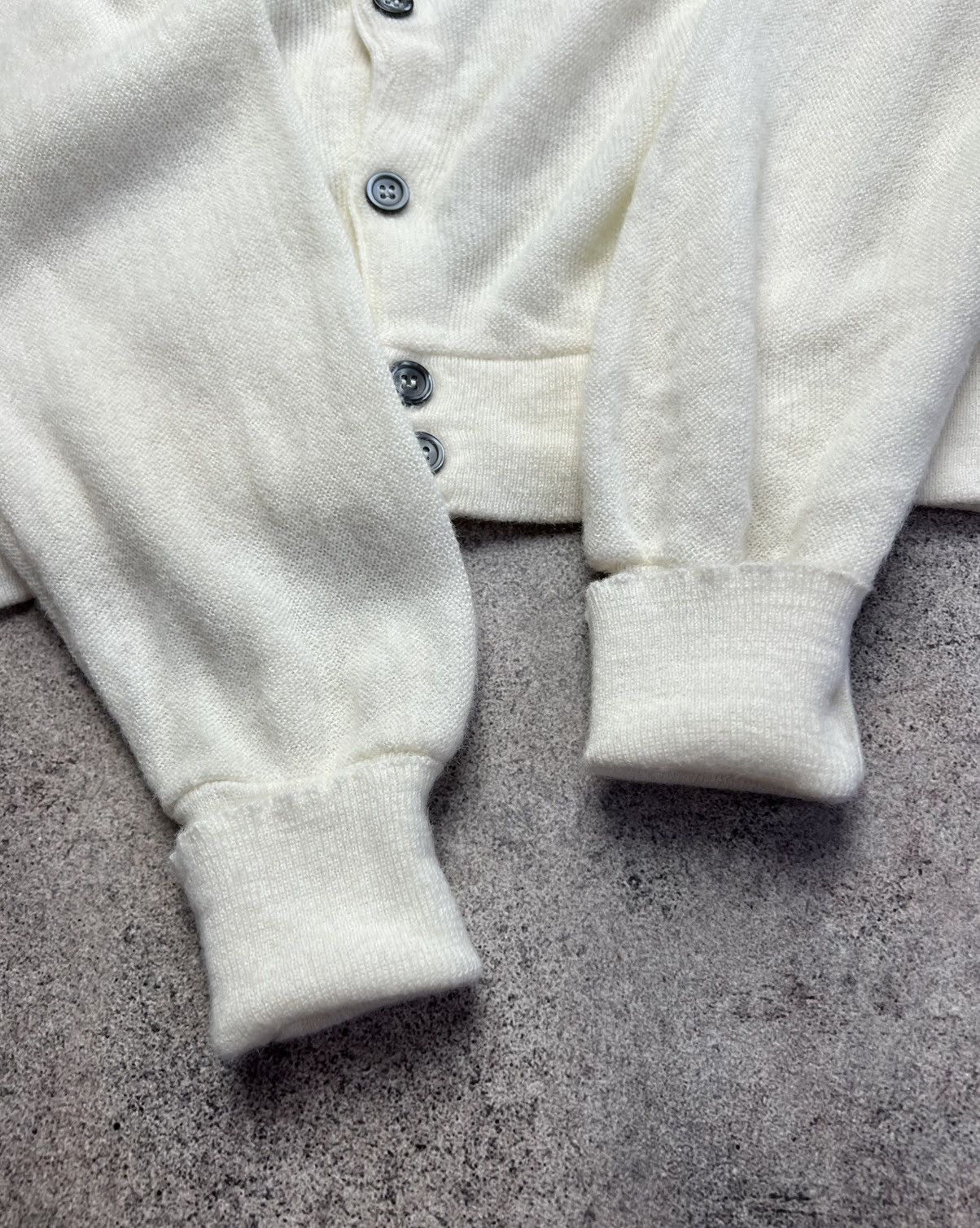 Lacoste Lacoste vintage wool cardigan Size US L / EU 52-54 / 3 - 2 Thumbnail