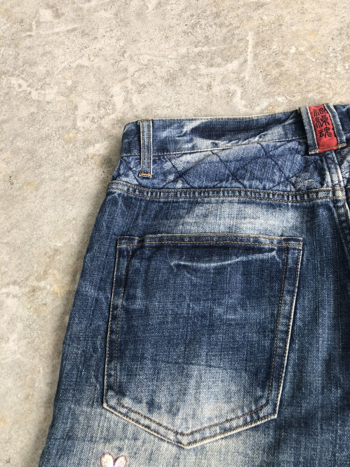 Karakuri Tamashii Karakuri Tamashii Embroidered Phoenix Distressed Size US 34 / EU 50 - 18 Thumbnail
