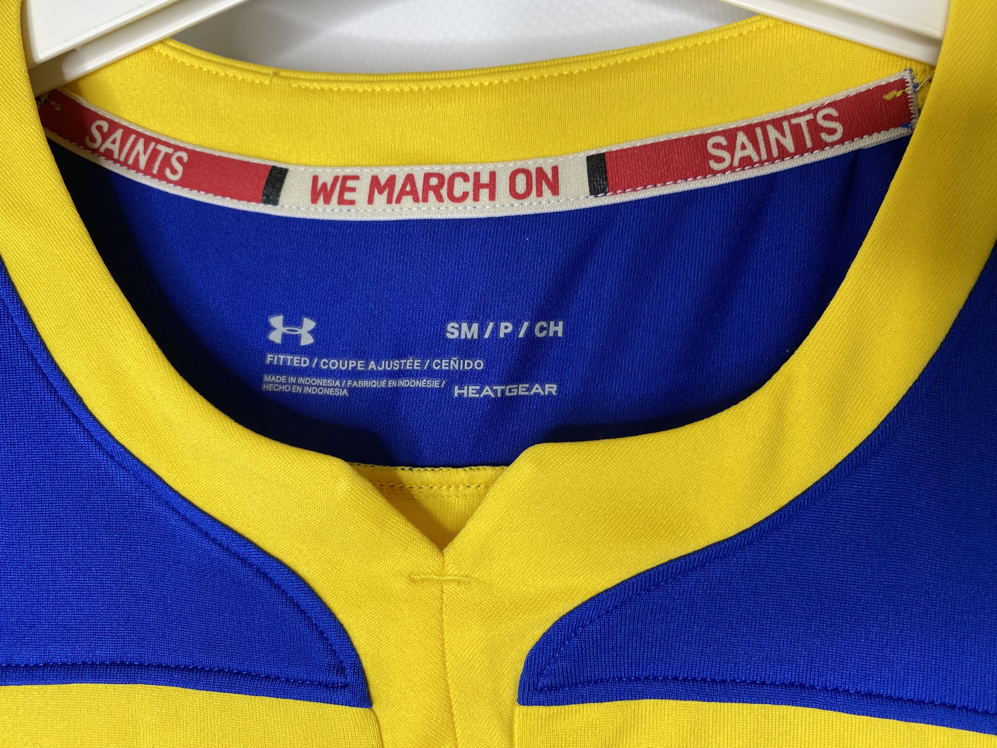 Under Armour SOUTHAMPTON 2018 2019 AWAY FOOTBALL SHIRT SOCCER JERSEY Size US S / EU 44-46 / 1 - 5 Thumbnail