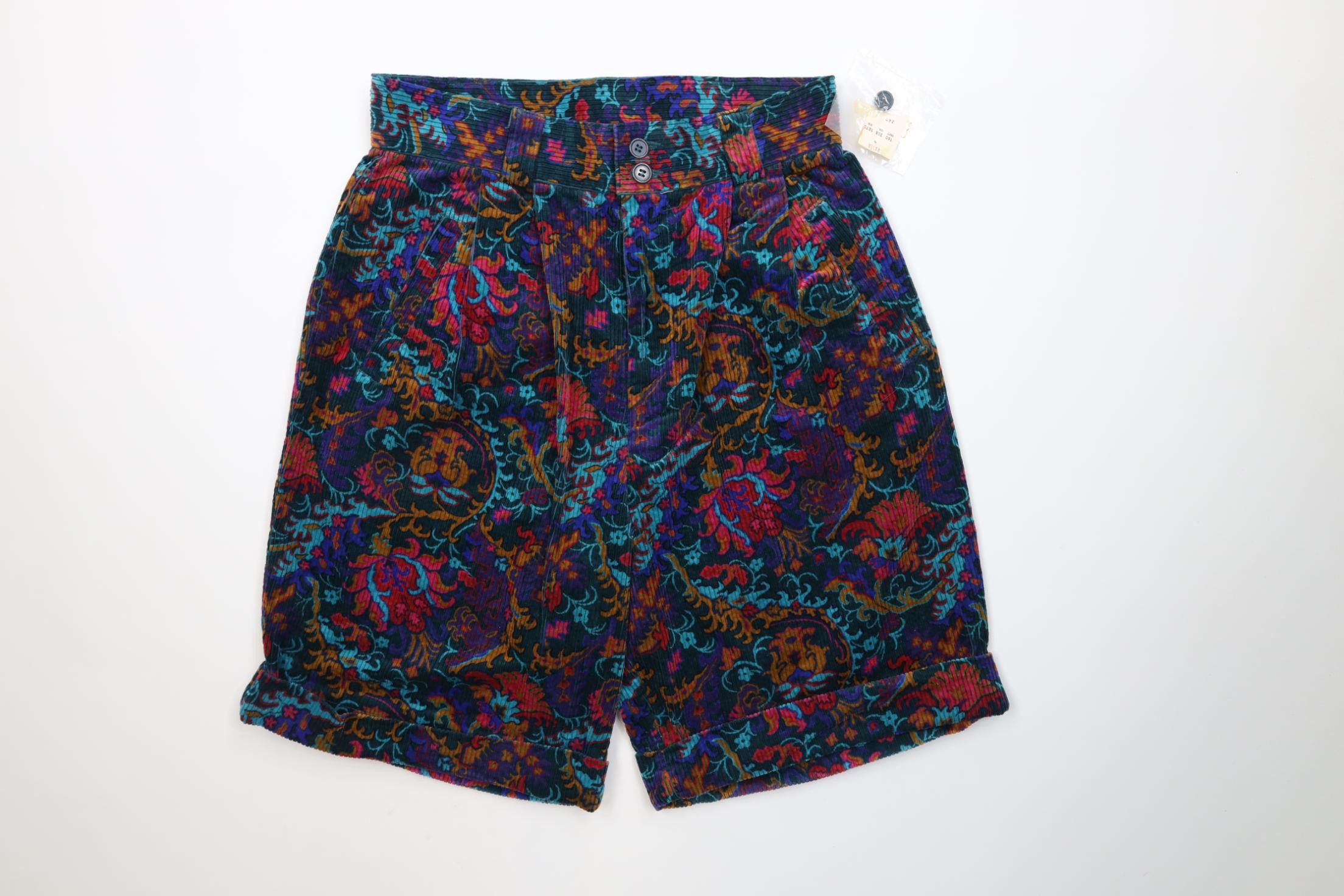 Vintage Deadstock Vintage 90s Streetwear Paisley Corduroy Shorts USA Size 30" / US 8 / IT 44 - 1 Thumbnail