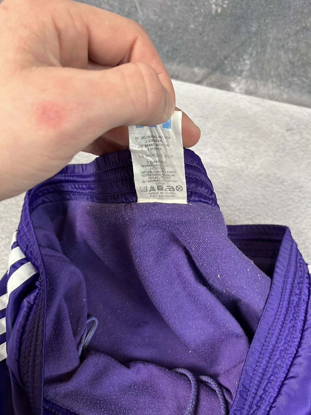 Adidas × Vintage Vintage Adidas classic shorts Size US 30 / EU 46 - 10 Thumbnail