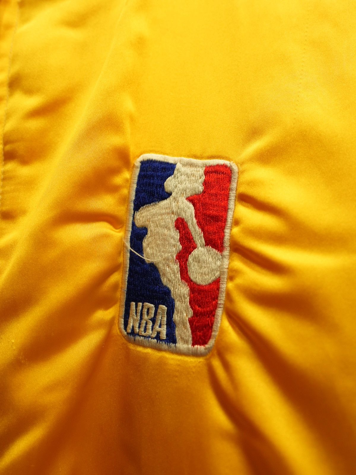 Vintage Vintage 80s Bootleg NBA LA Lakers Satin Jacket Size US L / EU 52-54 / 3 - 4 Thumbnail
