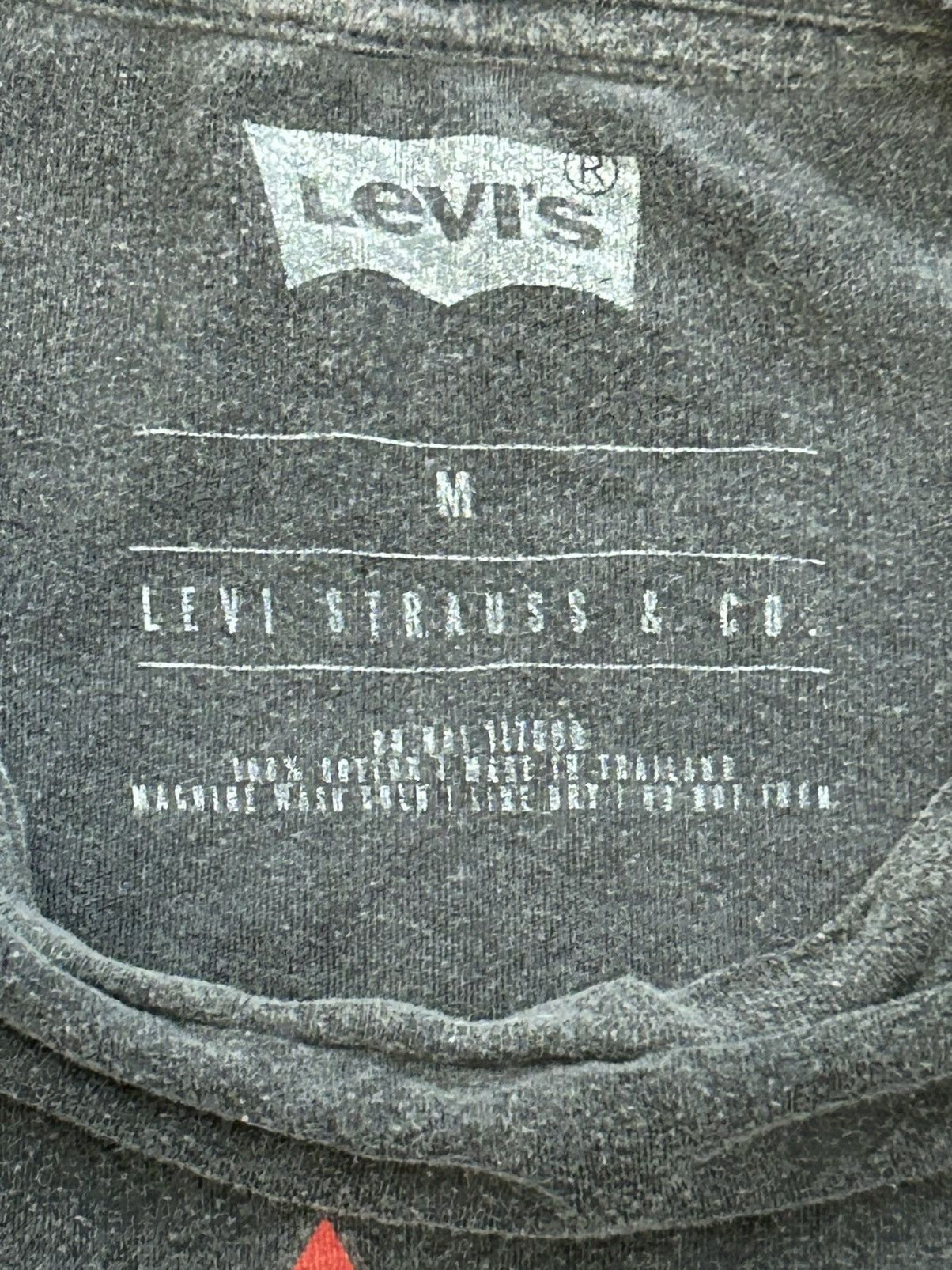 Levi's Faded distressed Levi T-shirt Size US L / EU 52-54 / 3 - 4 Thumbnail