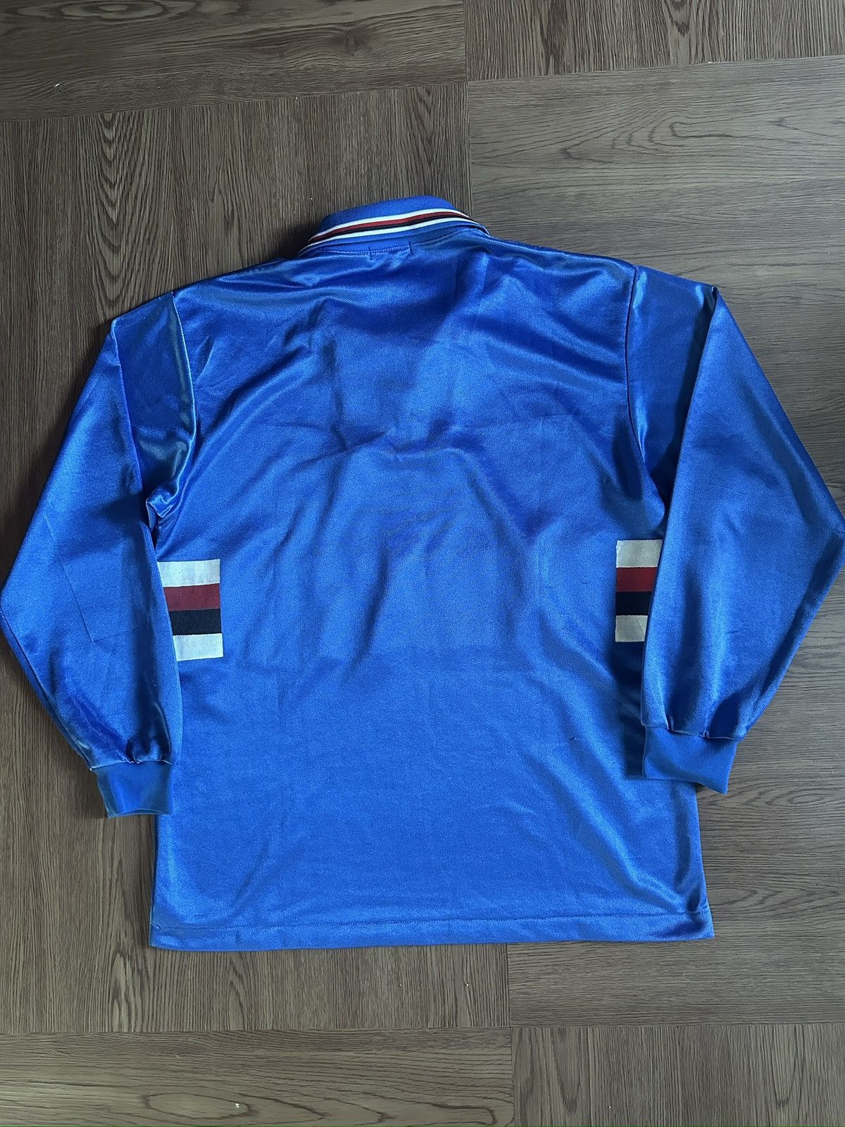 Vintage Vintage Jersey Sampdoria 1992-94 Long Sleeve Home Football Size US M / EU 48-50 / 2 - 2 Thumbnail