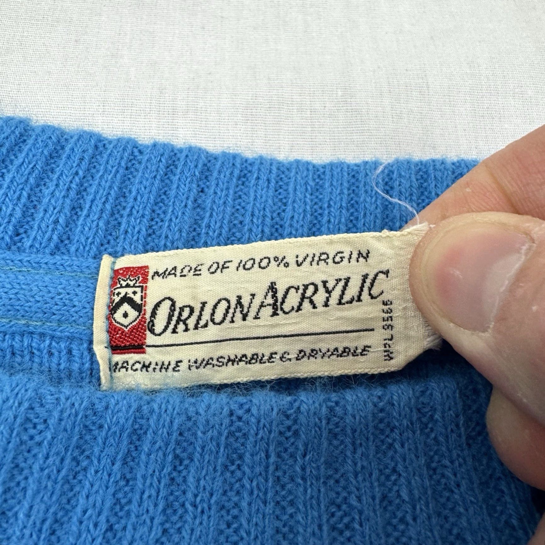 Vintage VINTAGE 1960s Sweater Orlon Acrylic Adult Small Blue Geometric Classic Crew Neck Pullover Mens S Geometric Vintage Size US S / EU 44-46 / 1 - 4 Thumbnail