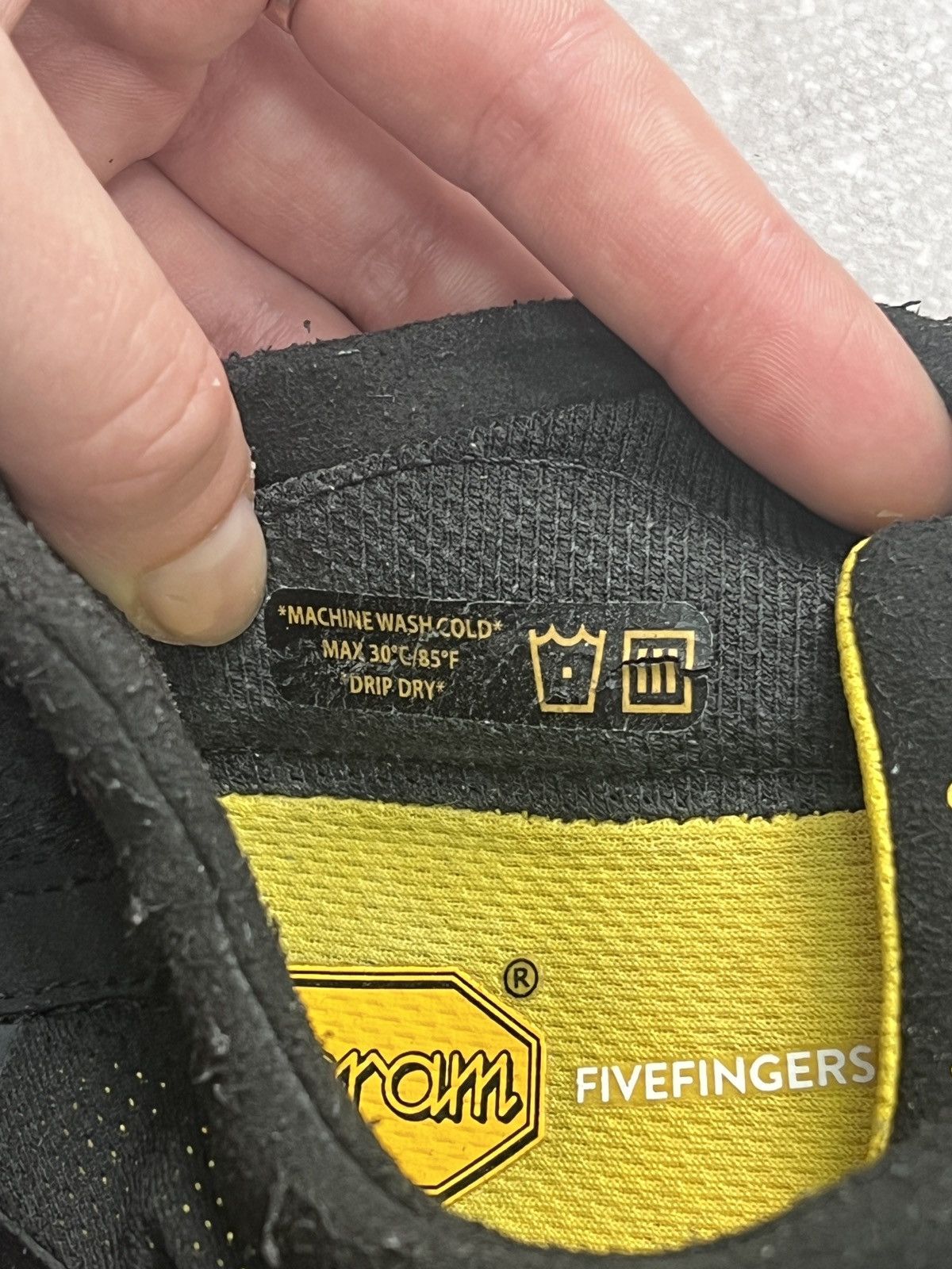 Vibram Vibram five fingers vibram shoes yeezy style y2k Size US 8 / EU 41 - 12 Thumbnail