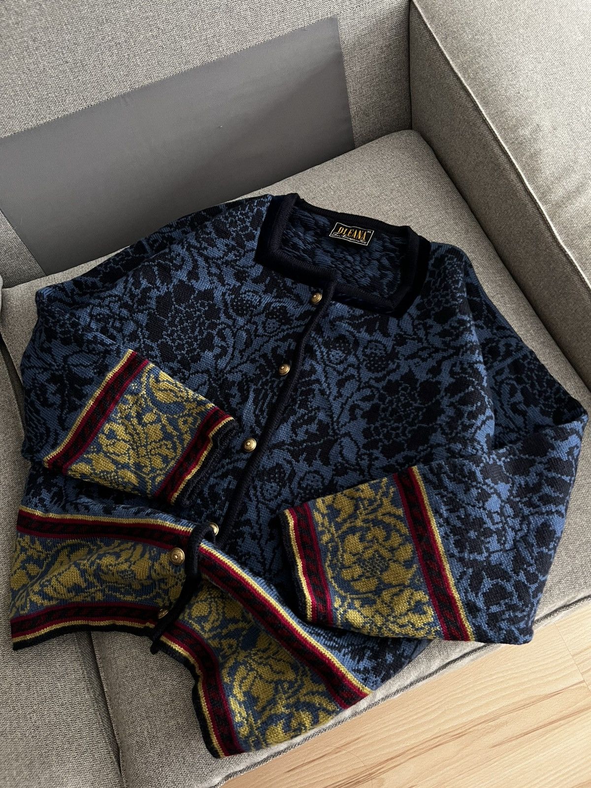 Vintage Vintage Oleana Norwegian Wool Jacquard Cardigan Size US XL / EU 56 / 4 - 7 Thumbnail