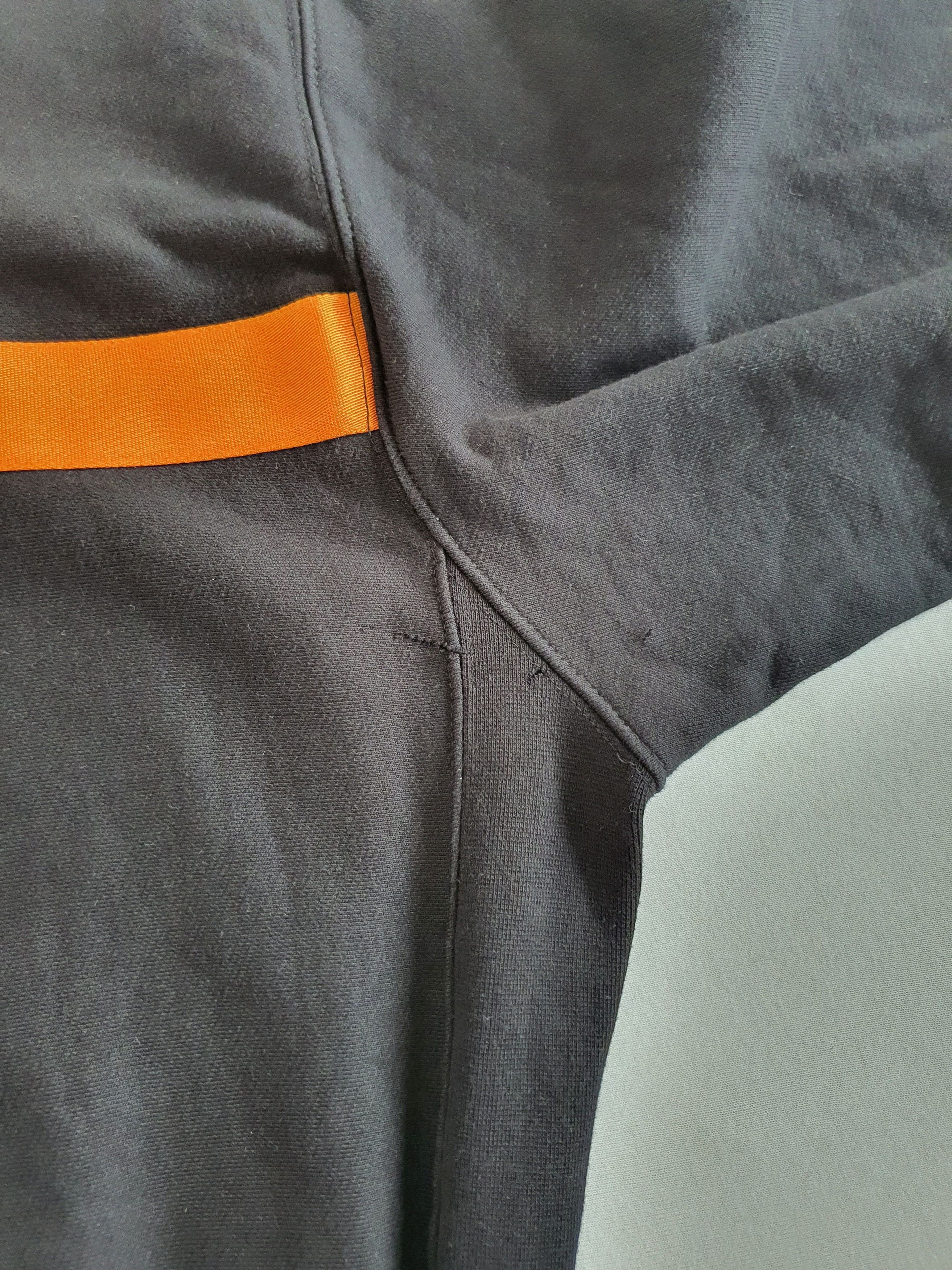 Heron Preston HANDLE WITH CARE (Packing Tape) Hoodie (AW18) - Sz L Size US L / EU 52-54 / 3 - 10 Thumbnail