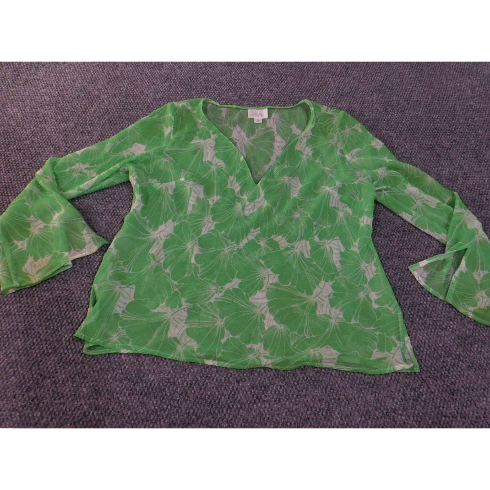 Ann Taylor Loft Blouse XL Green Floral V-Neck Long Sleeve Pullover Lightweight Womens Knit Polyester Casual Ann Taylor Loft Size XL / US 12-14 / IT 48-50 - 2 Thumbnail