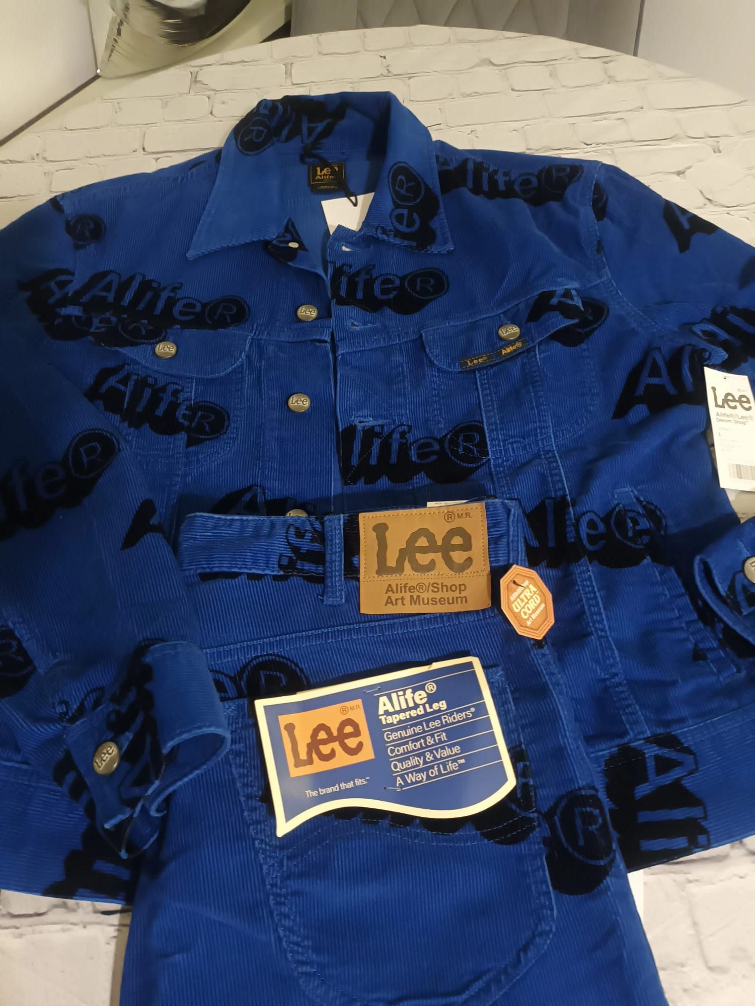 Alife × Lee ALIFE x LEE Blue Corduroy Trousers/Jacket Size US L / EU 52-54 / 3 - 7 Thumbnail