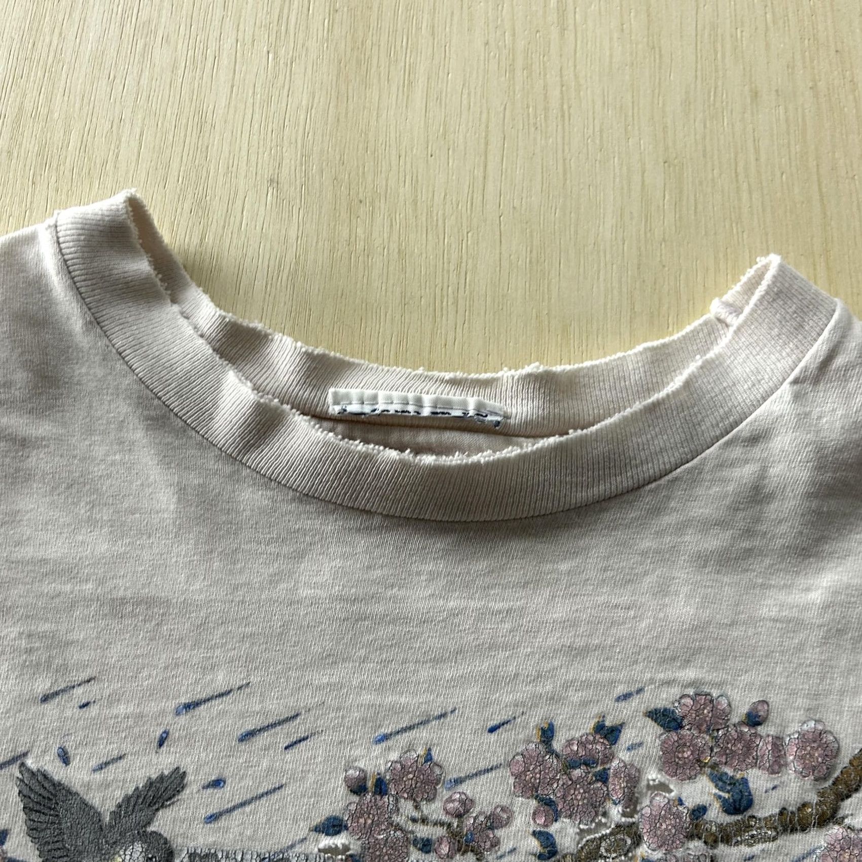 Vintage Vintage Morning Sun White Floral Animals Tee Womens Small Short Sleeve Crew Neck T-Shirt Size S / US 4 / IT 40 - 5 Thumbnail