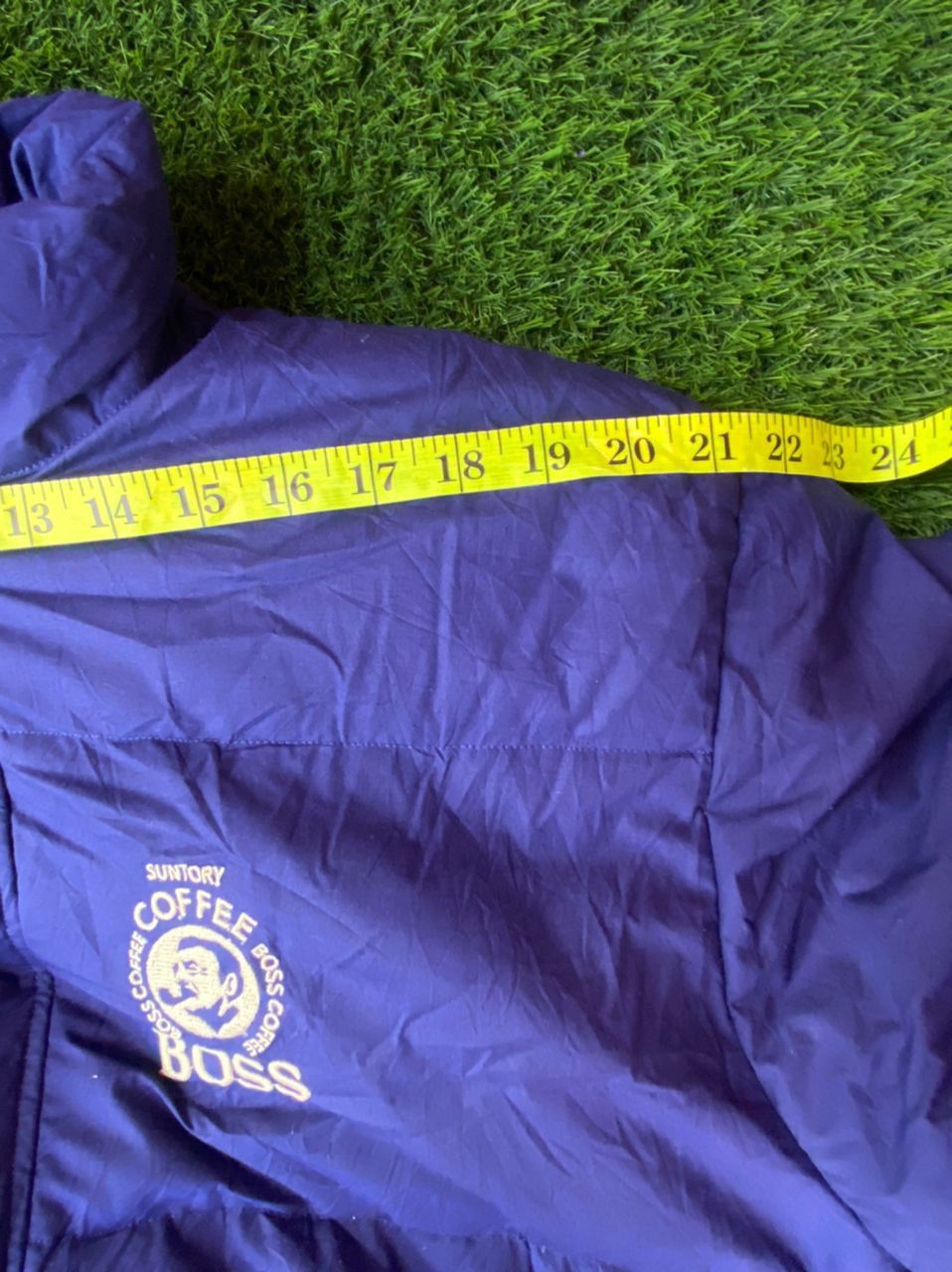 Vintage Vintage Suntory Coffe Bos Puffer Jacket Size US L / EU 52-54 / 3 - 11 Thumbnail