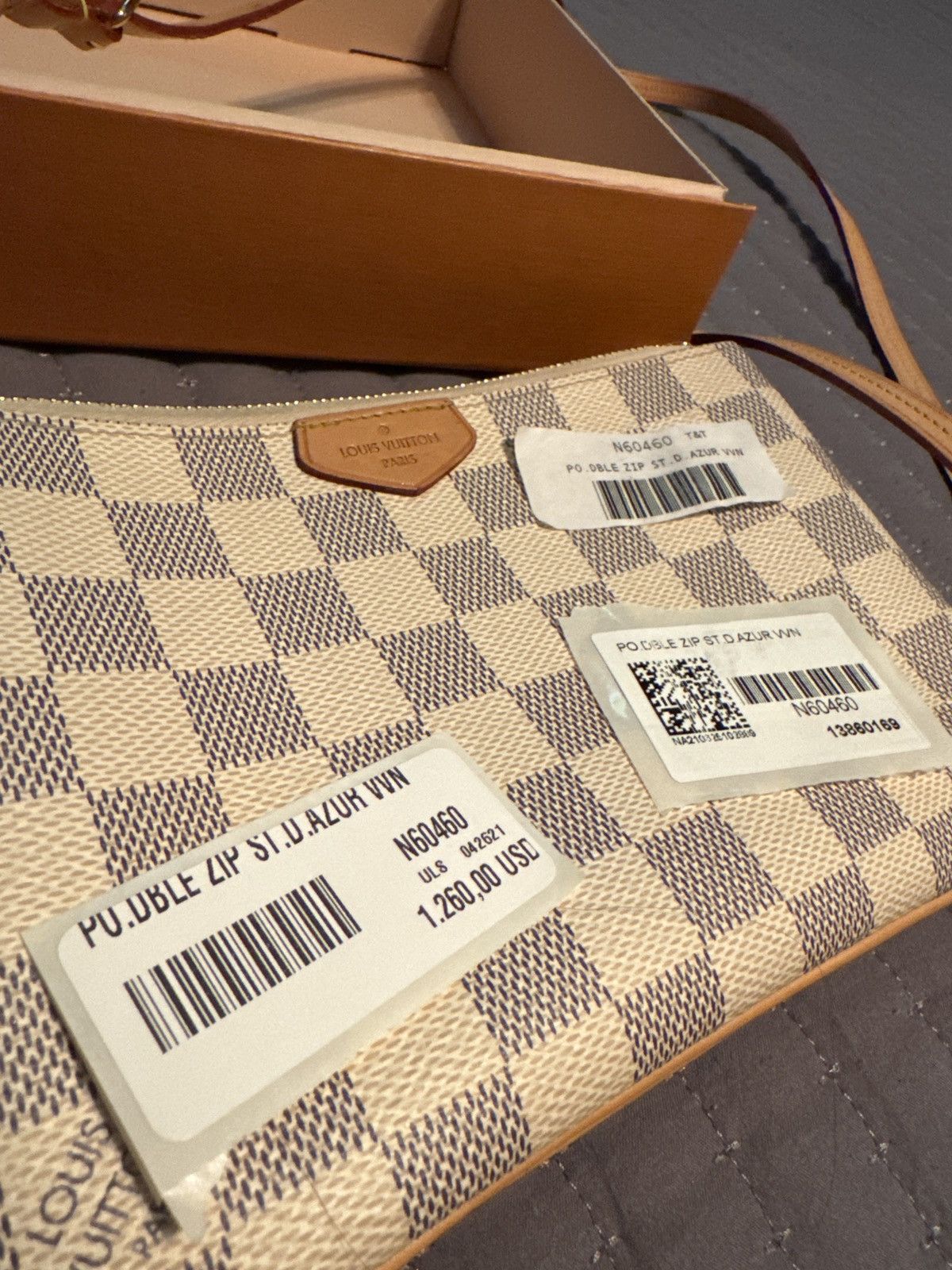 Louis Vuitton LV Double Zip Pochette Leather Convertible Clutch Size ONE SIZE - 16 Thumbnail