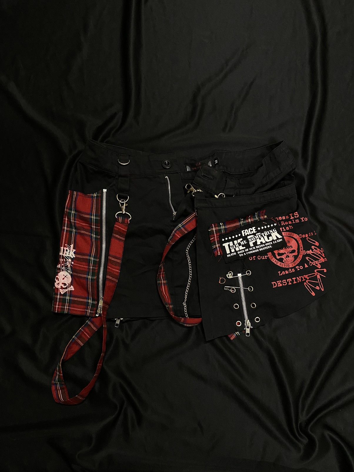 Vintage Vtg Glp (Gothic Lolita Punk) skirt Size 25" / US 0 / IT 36 - 1 Thumbnail