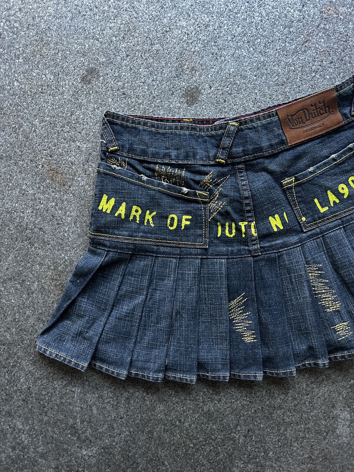 Vintage × Von Dutch Vintage Von Dutch Pleated Mini Skirt Size 26" / US 2 / IT 38 - 6 Thumbnail