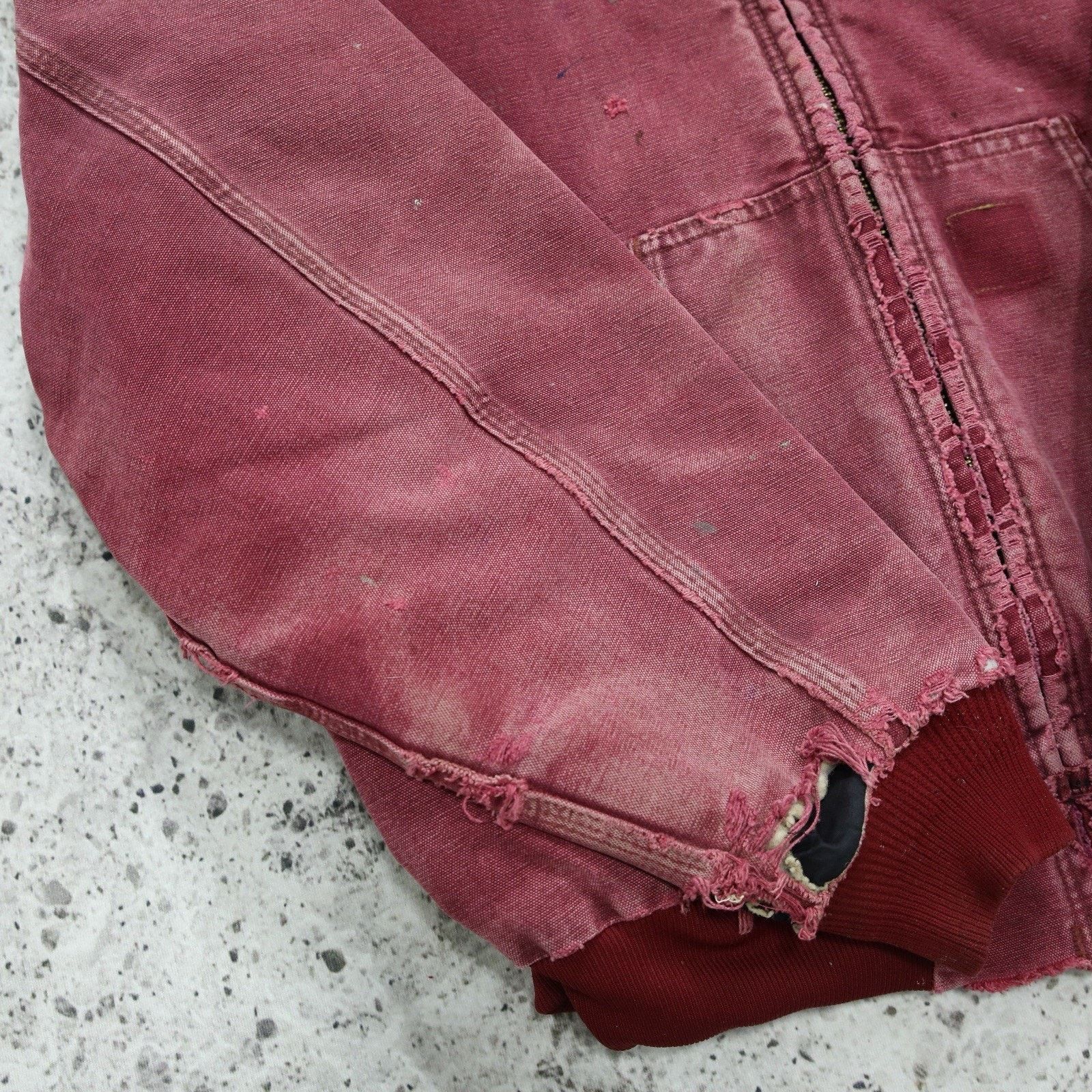THRASHED Vintage Carhartt J68 CRI Crimson Faded Red Jacket