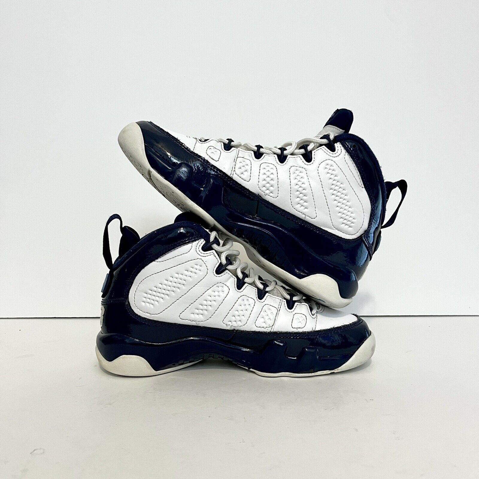Jordan Brand 2018 Air Jordan Retro 9 XI GS 302359-145 UNC Rare Sz 4Y Size US 5.5 / IT 35.5 - 6 Thumbnail